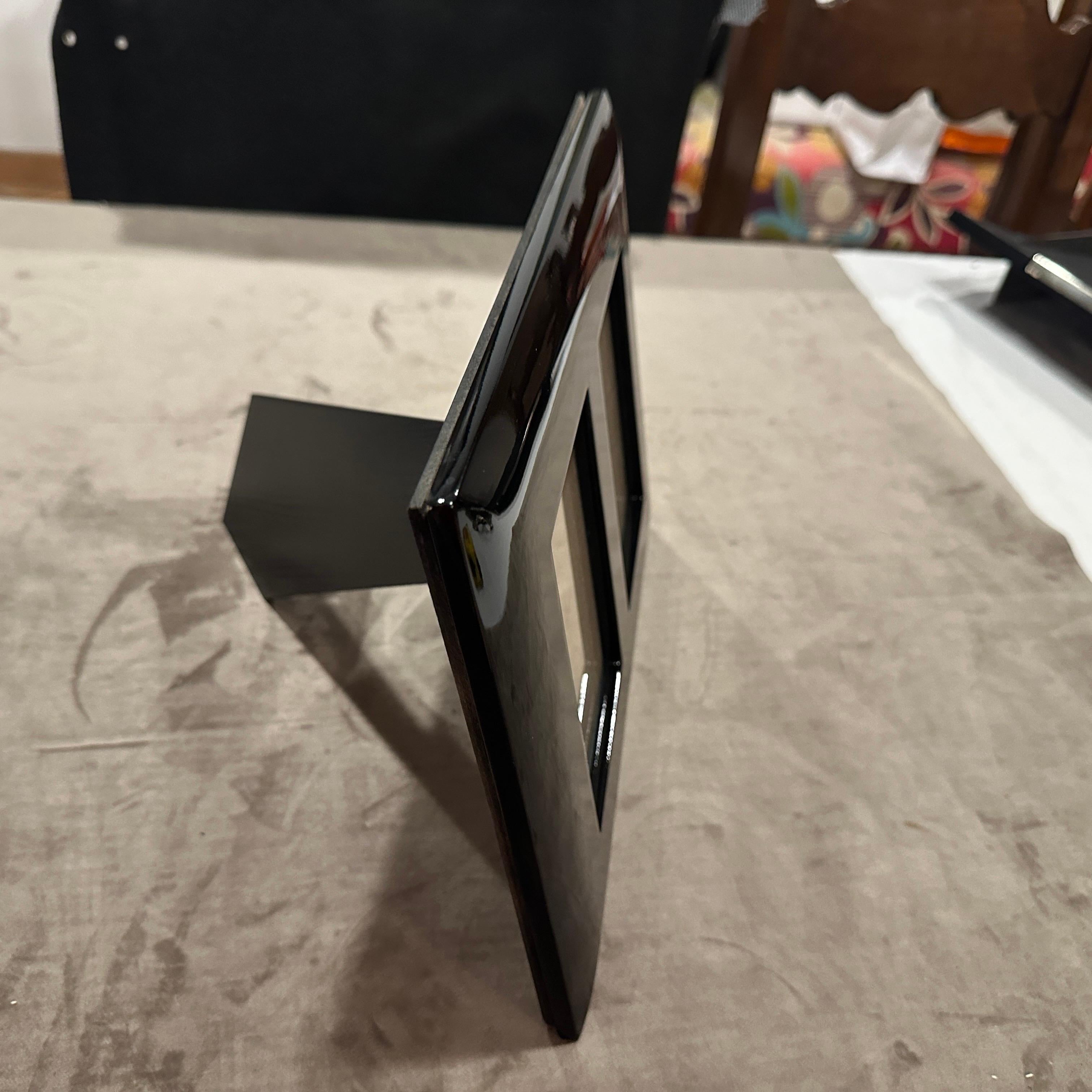 Marco doble italiano moderno de madera lacada en negro de los años 90, de Bussolari Moderno en venta