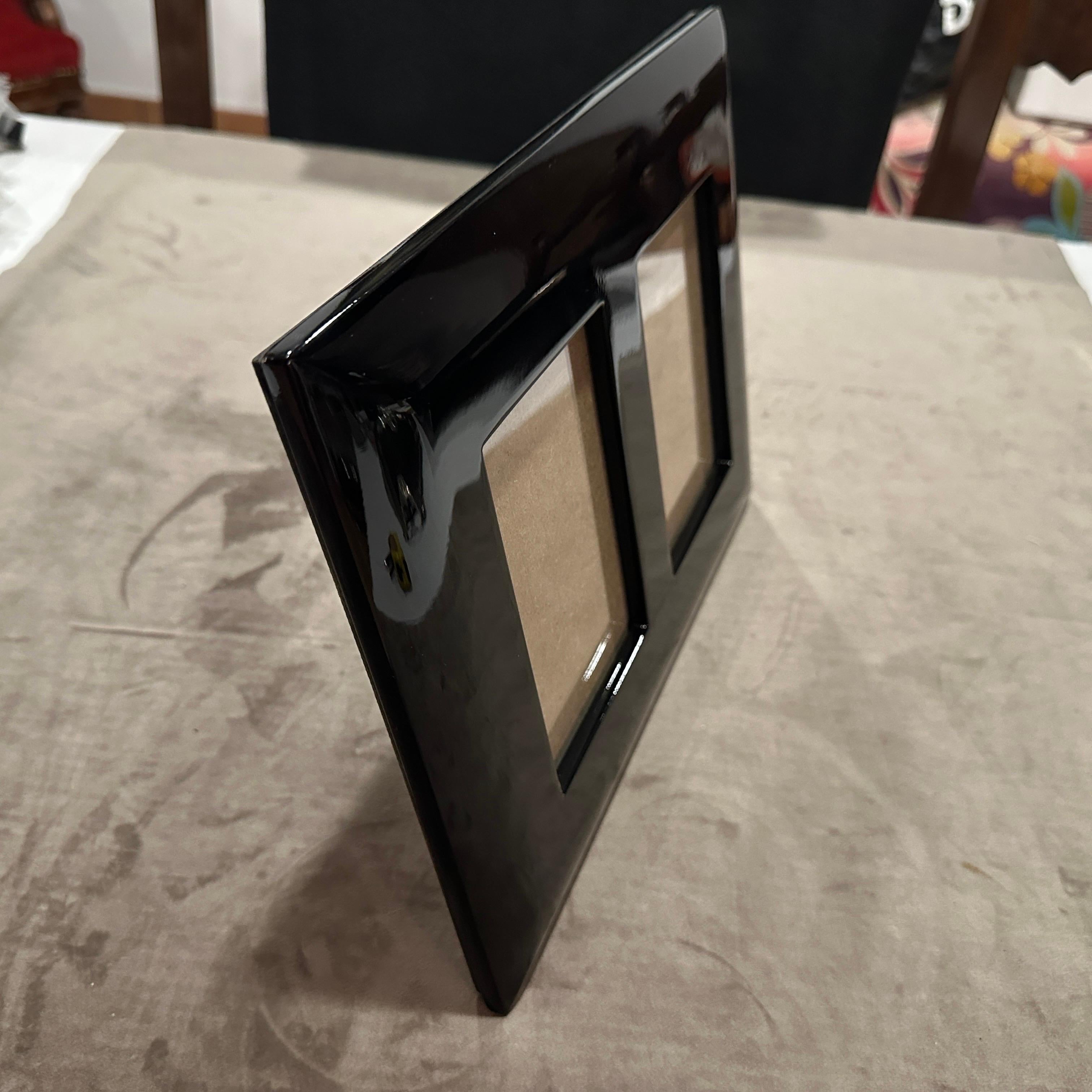 Marco doble italiano moderno de madera lacada en negro de los años 90, de Bussolari Madera en venta