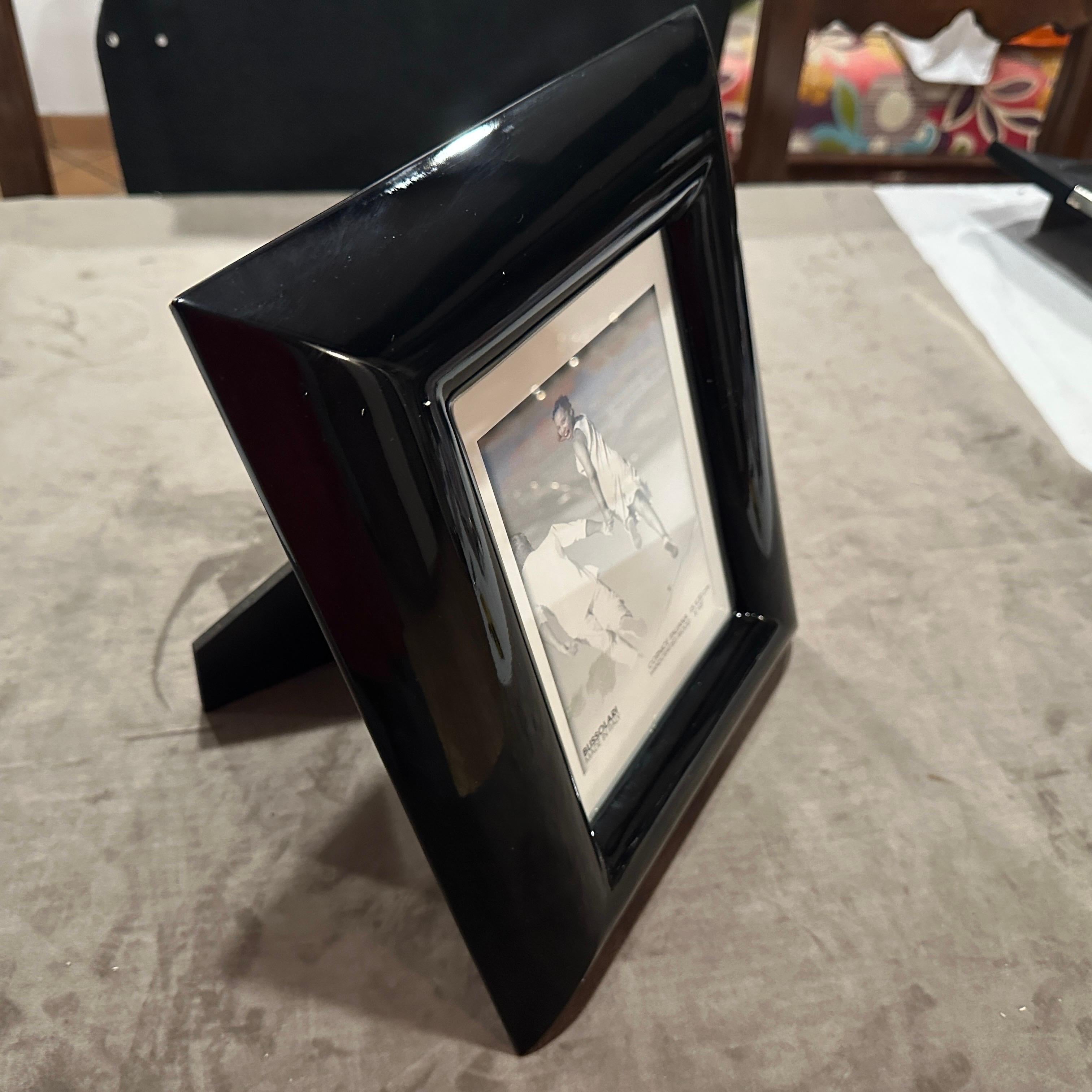 1990s Modern Black Lacquered Wood Italian Picture Frame by Bussolari In Excellent Condition For Sale In Aci Castello, IT