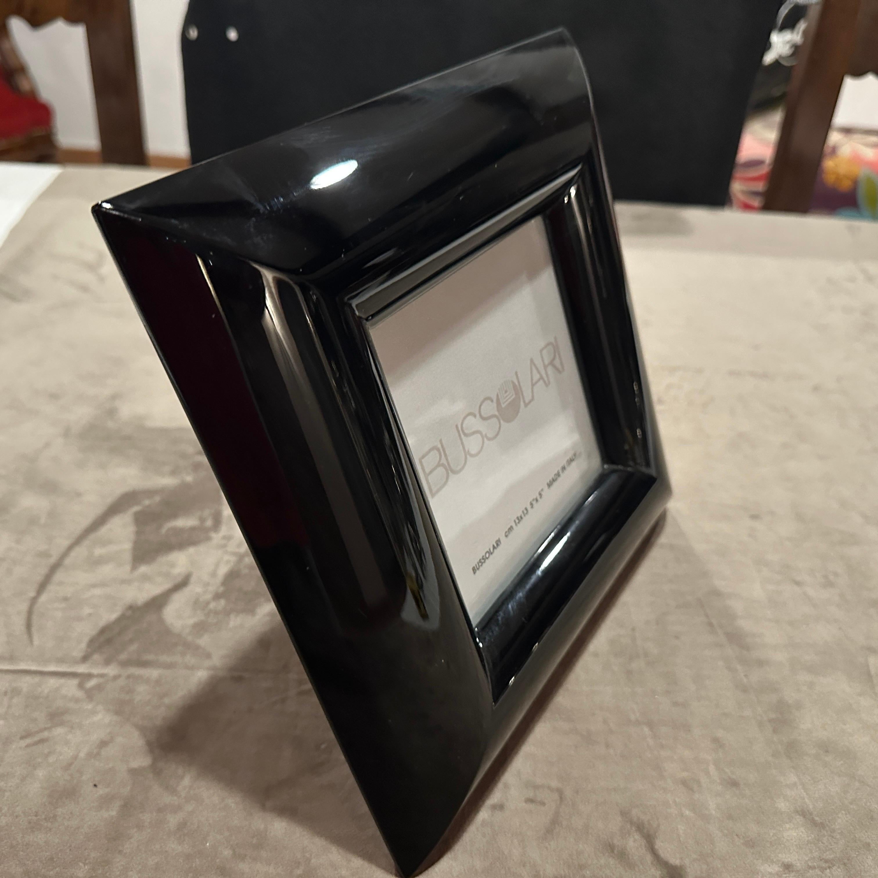 1990s Modern Black Lacquered Wood Italian Square Picture Frame by Bussolari For Sale 1