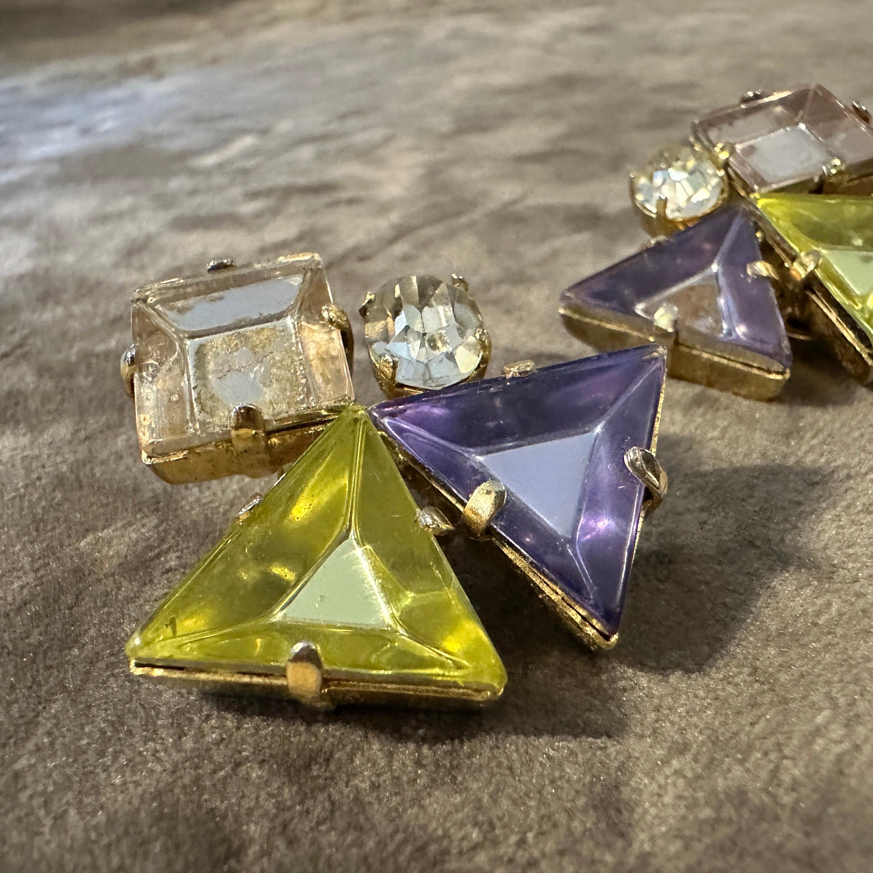 1990 Boucles d'oreilles italiennes à clip en laiton doré et strass en vente 5