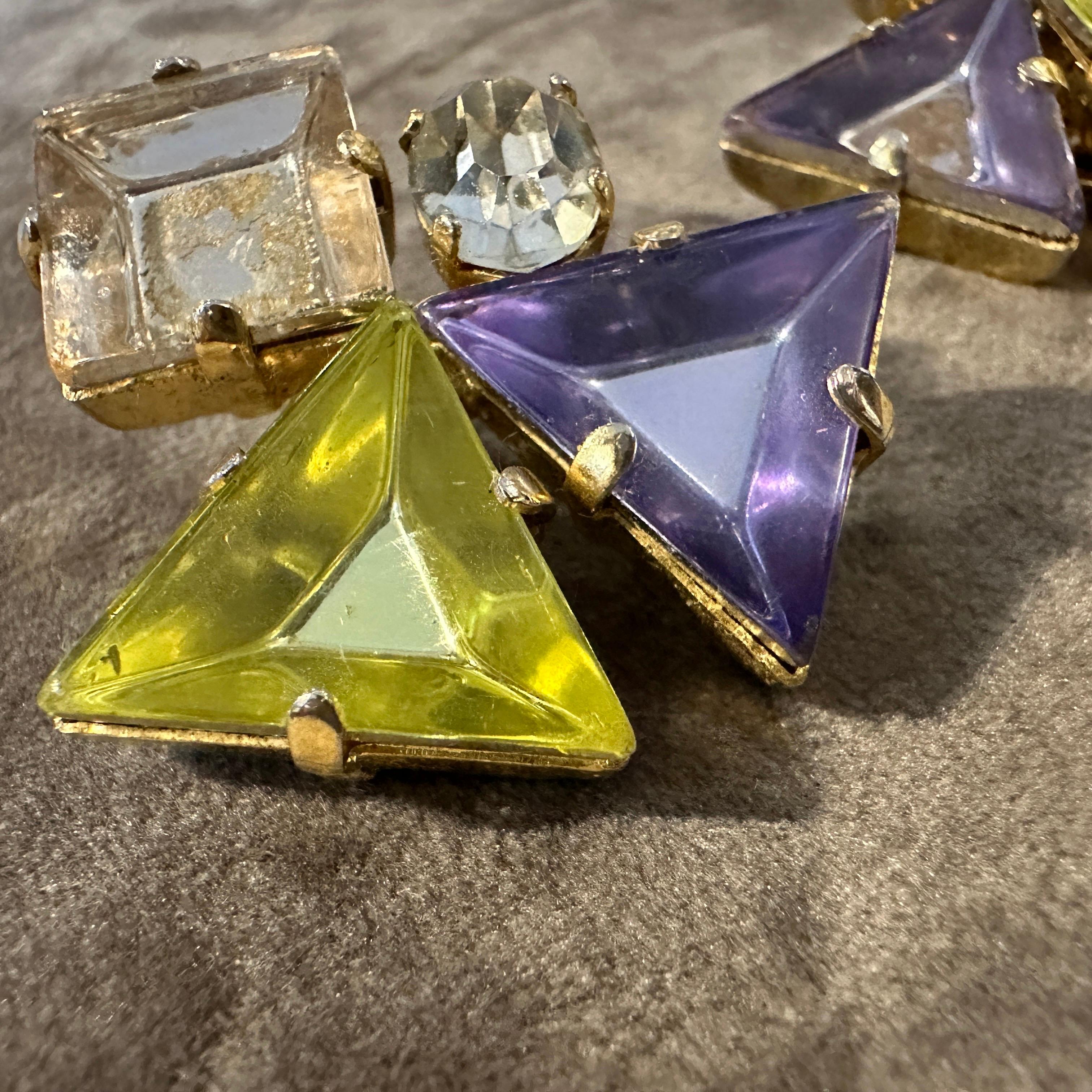 Rétro 1990 Boucles d'oreilles italiennes à clip en laiton doré et strass en vente