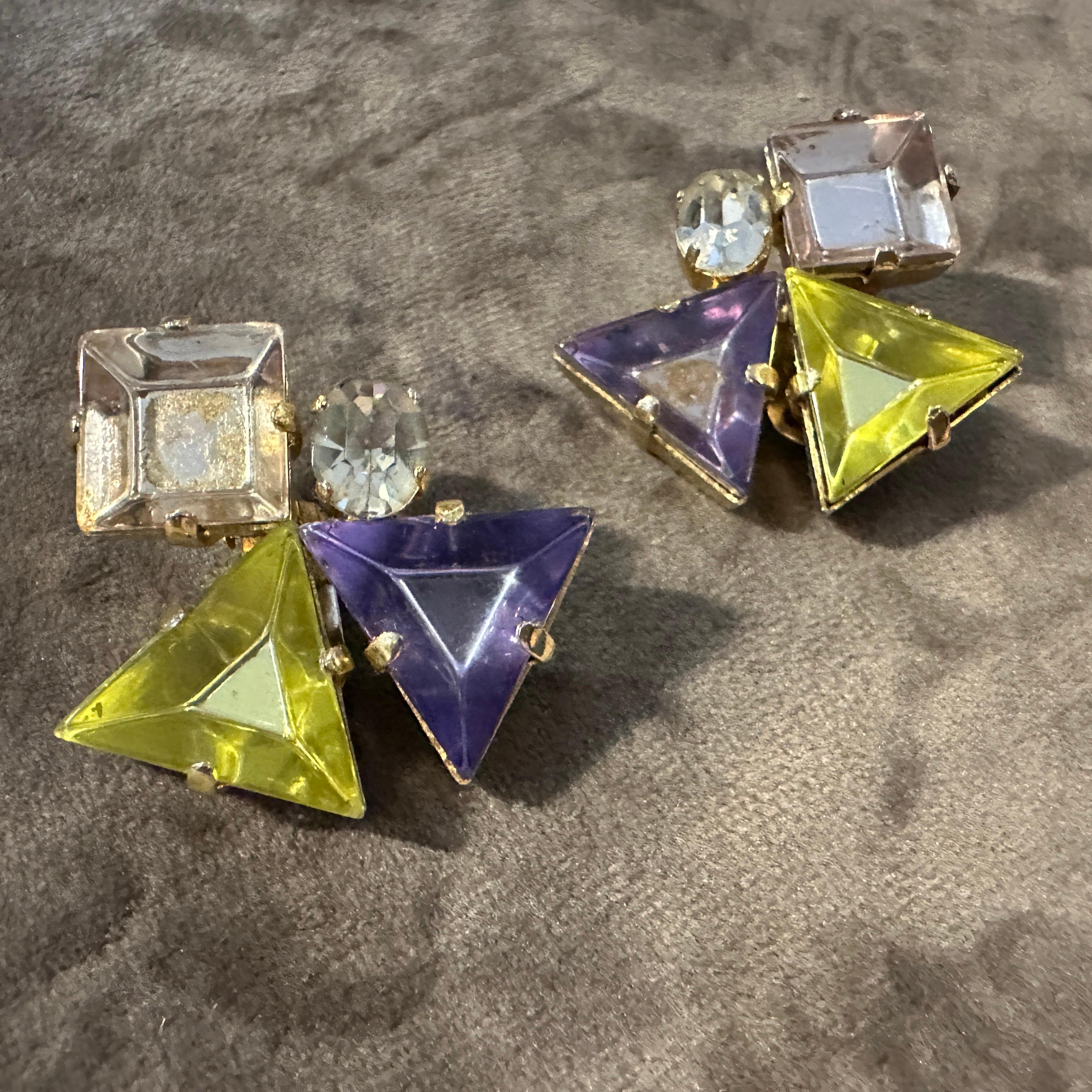 1990 Boucles d'oreilles italiennes à clip en laiton doré et strass en vente 1