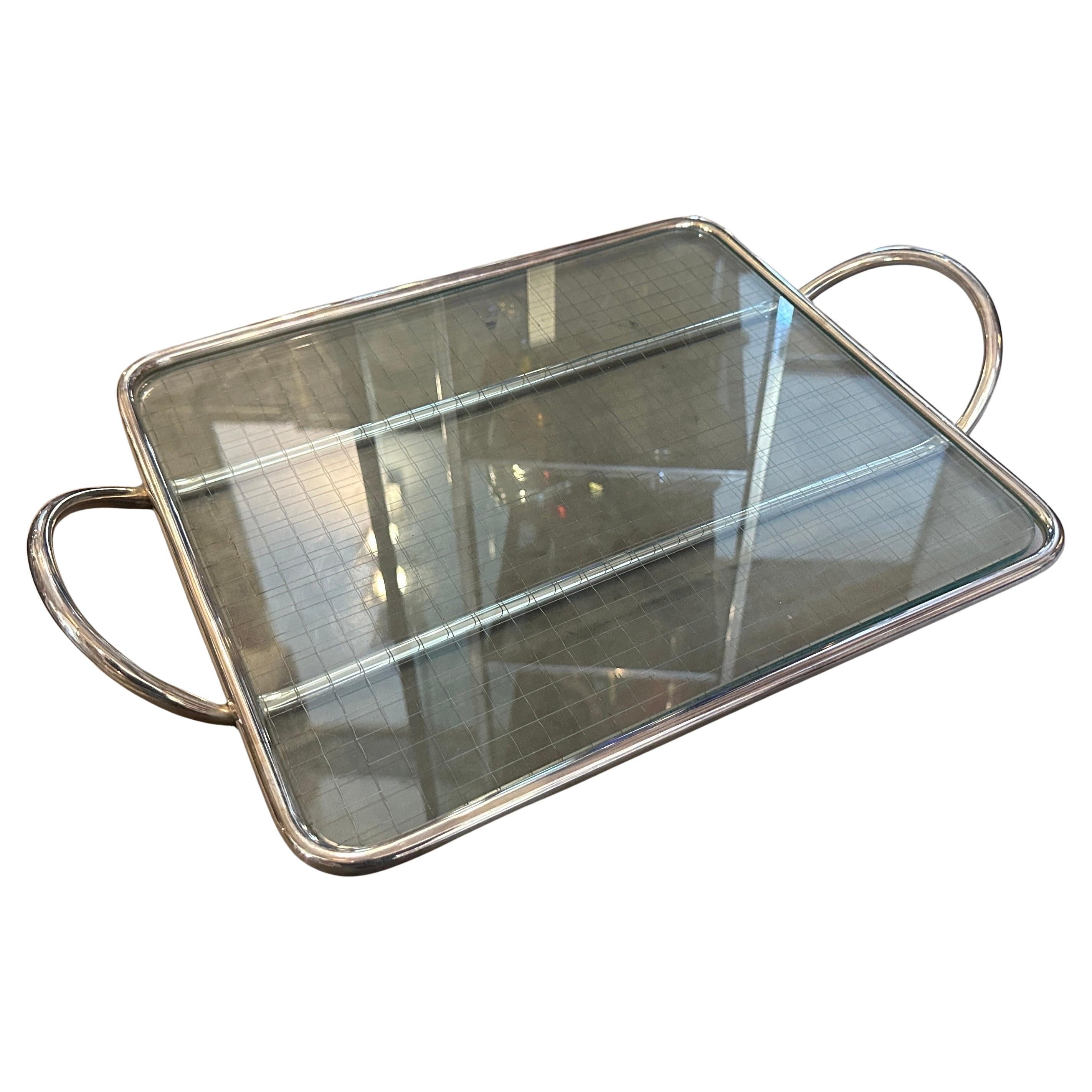 Bandeja de bar Lino Sabattini de los años 90, moderna, de cristal transparente y chapada en plata