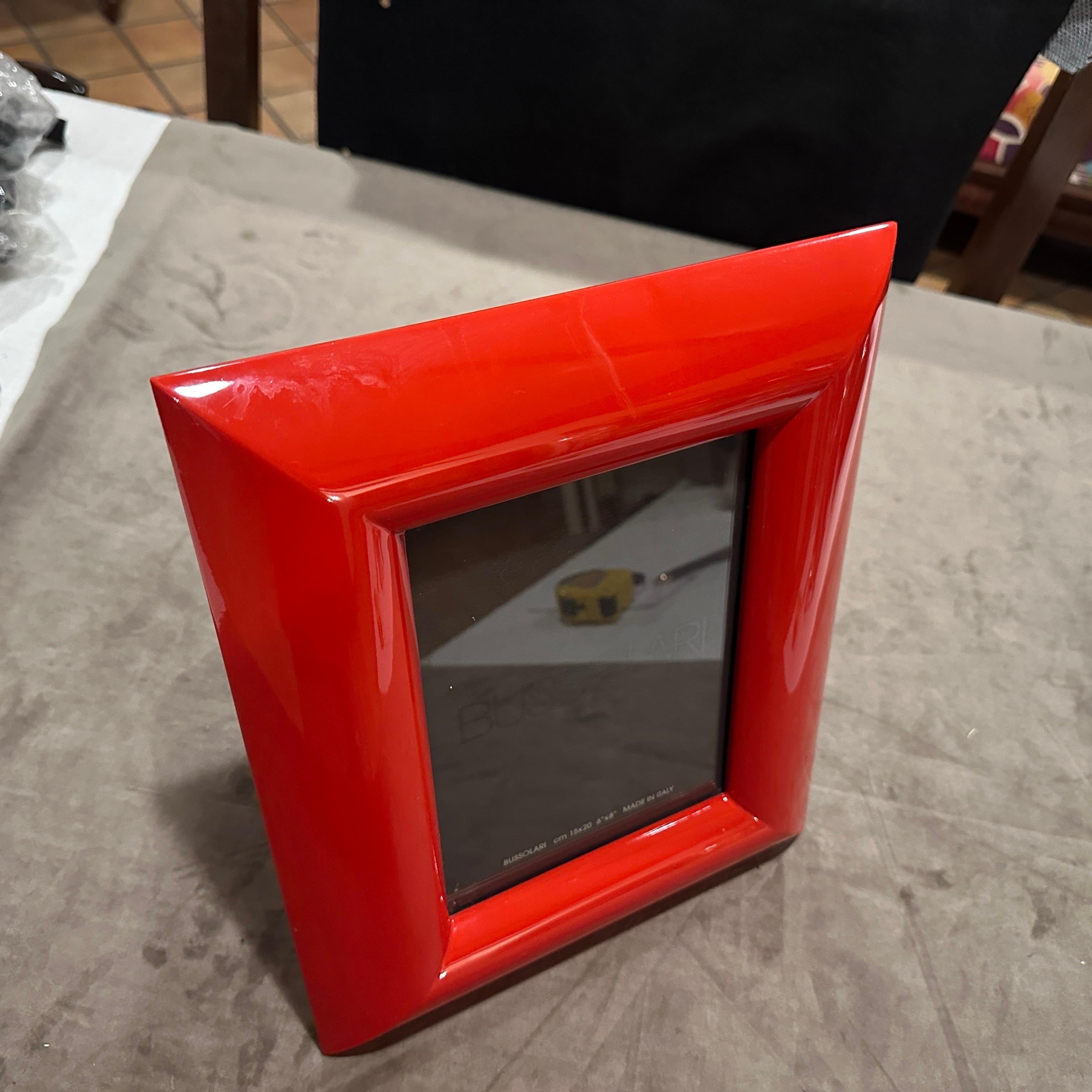 1990s Modern Red Lacquered Wood Italian Design Picture Frame by Bussolari In Excellent Condition For Sale In Aci Castello, IT