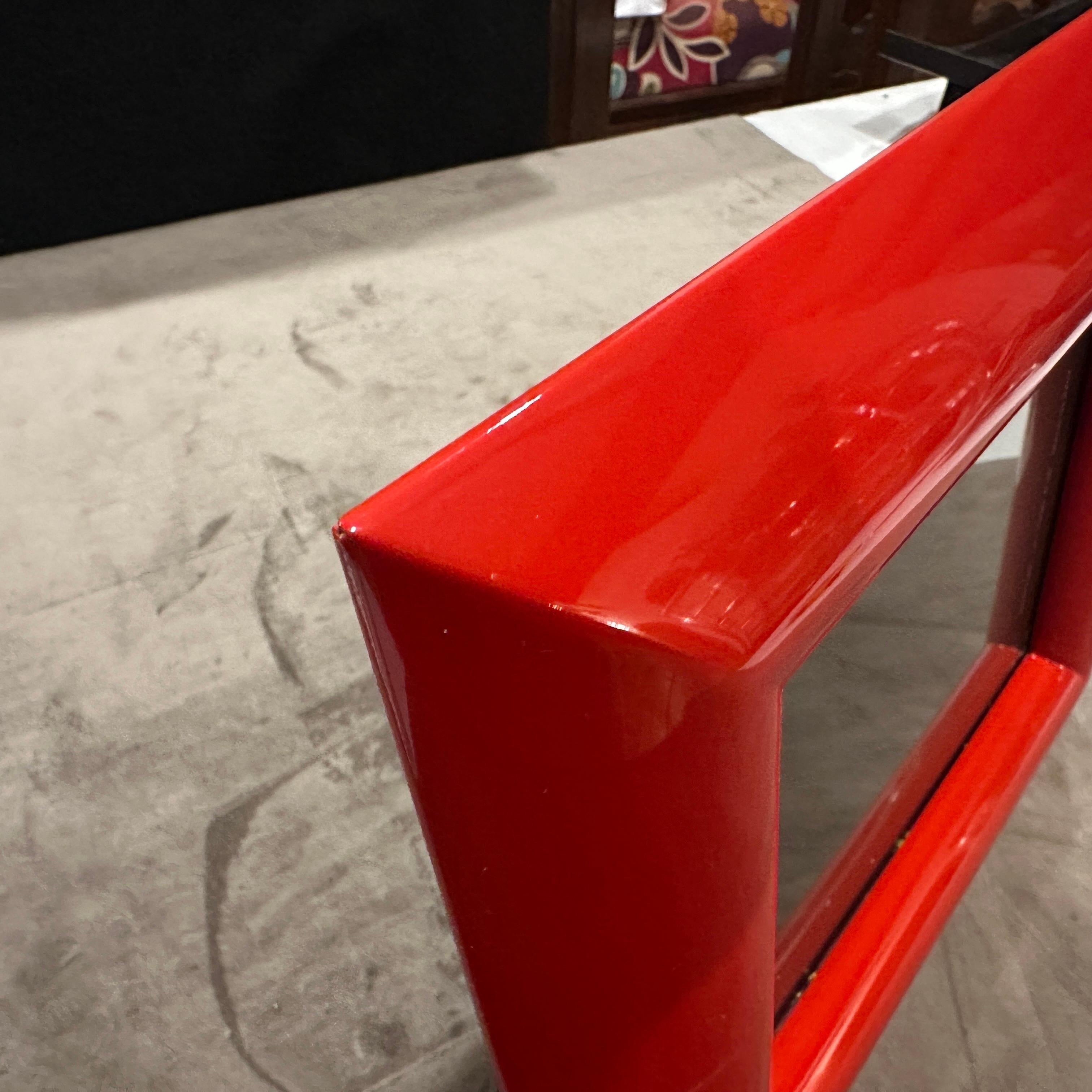 1990s Modern Red Lacquered Wood Italian Design Picture Frame by Bussolari For Sale 2