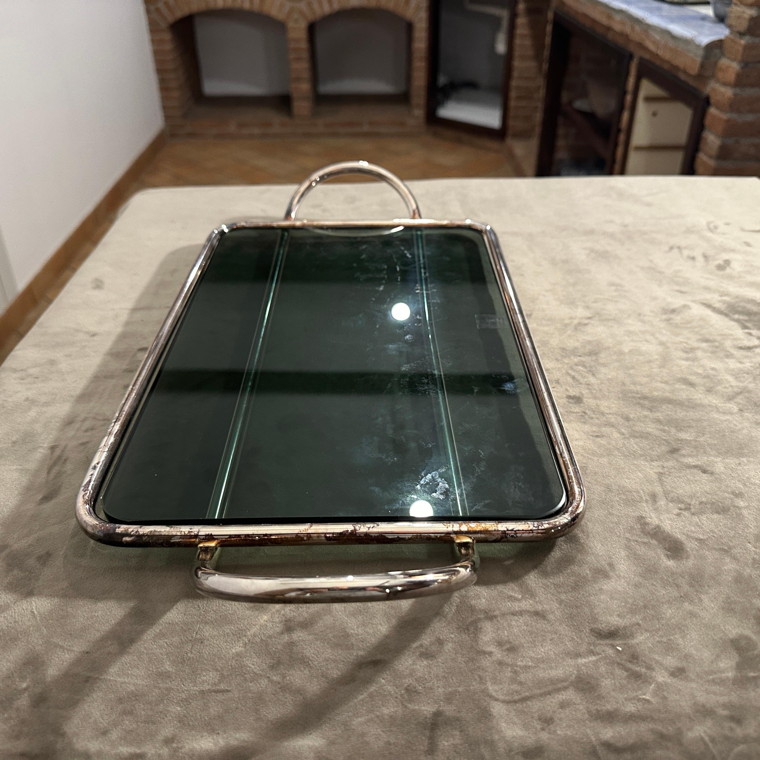 1990s Modernist Lino Sabattini Silver Plated and Dark Grey Glass Serving Tray In Excellent Condition In Aci Castello, IT