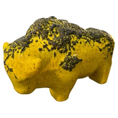 Bison allemand moderniste des années 1990 en céramique de lave grasse jaune et noire