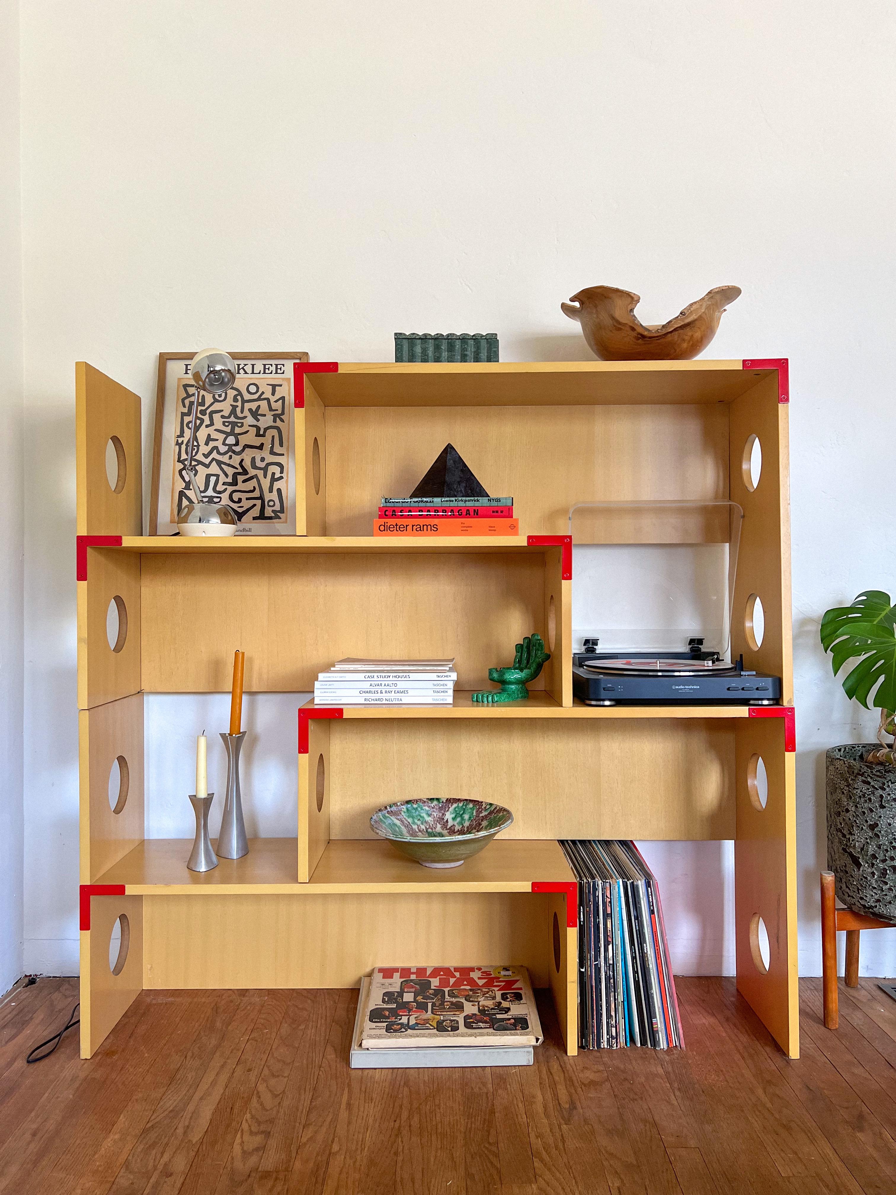 Estantería modular postmoderna de abedul de los años 90 al estilo de Philippe Starck en venta 3
