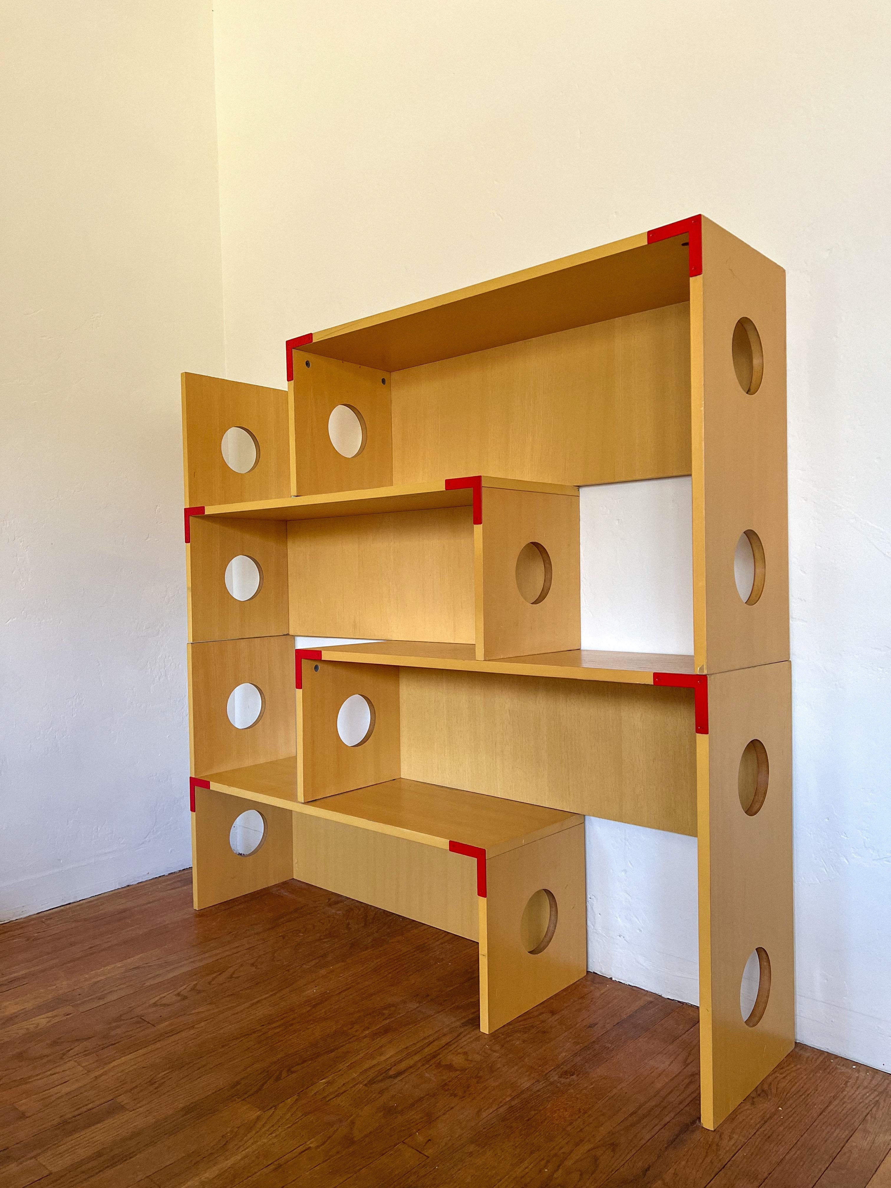 Estantería modular postmoderna de abedul de los años 90 al estilo de Philippe Starck en venta 5