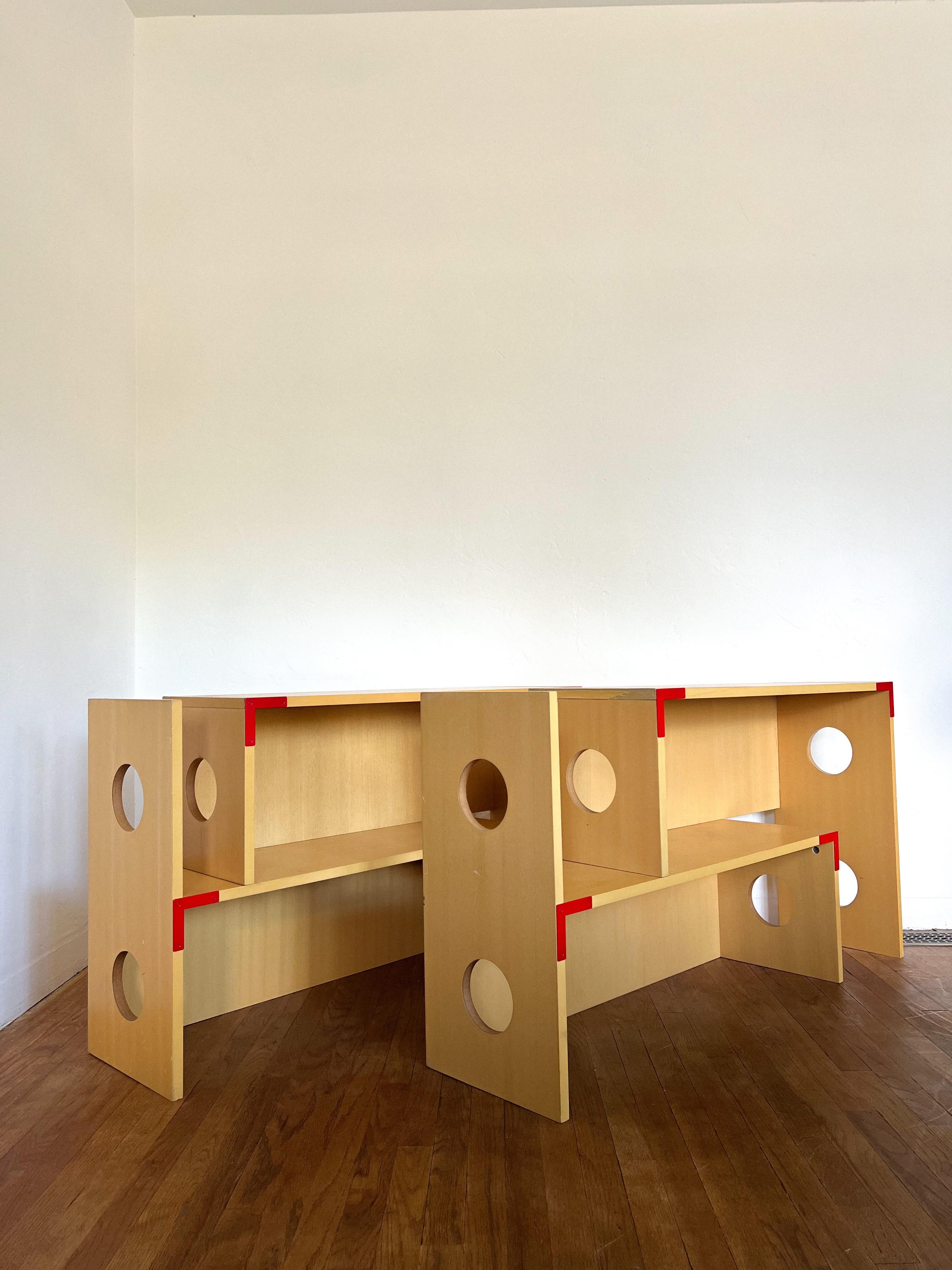 Estantería modular postmoderna de abedul de los años 90 al estilo de Philippe Starck en venta 7