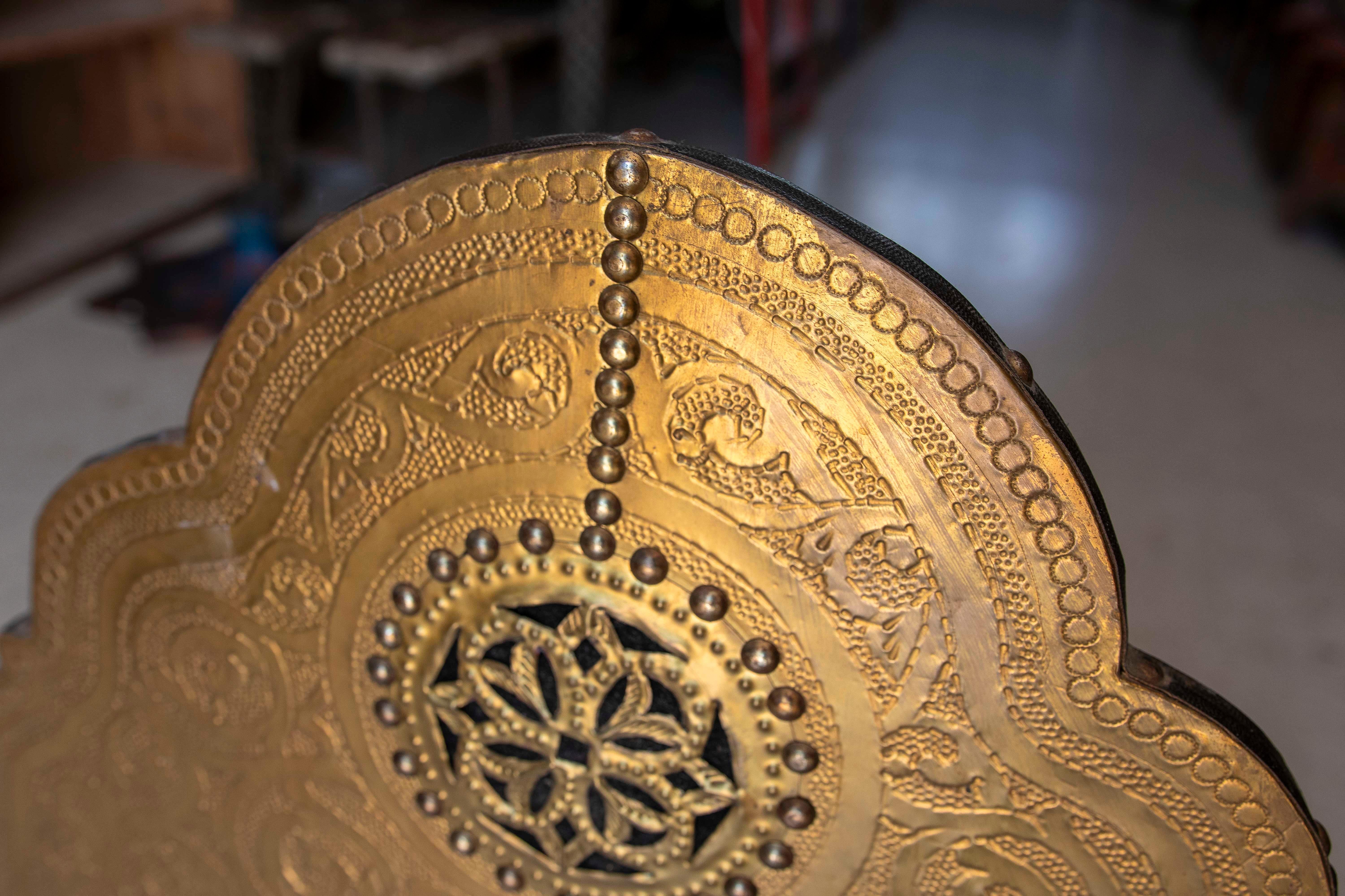 1990s Moorish Syle Gilded Metal Wall Mirror For Sale 7