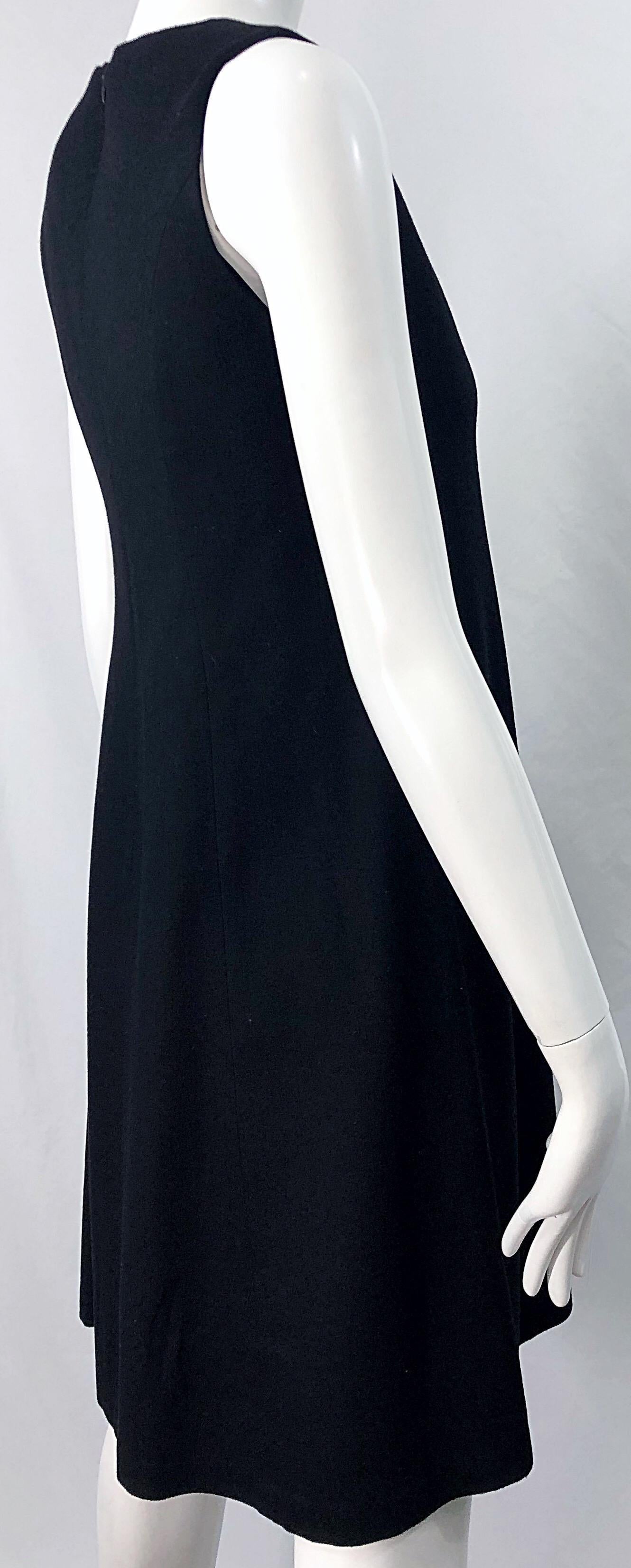 1990er Morgan Le Fay by Liliana Casbal Minimalistisches Vintage-Kleid aus schwarzer Wolle aus den 90ern im Angebot 9