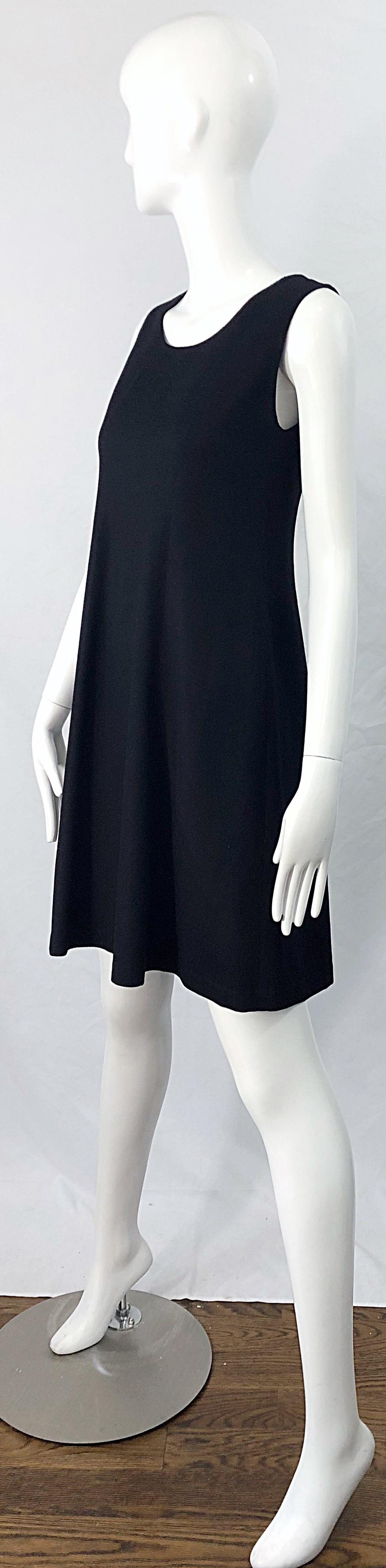 1990er Morgan Le Fay by Liliana Casbal Minimalistisches Vintage-Kleid aus schwarzer Wolle aus den 90ern Damen im Angebot