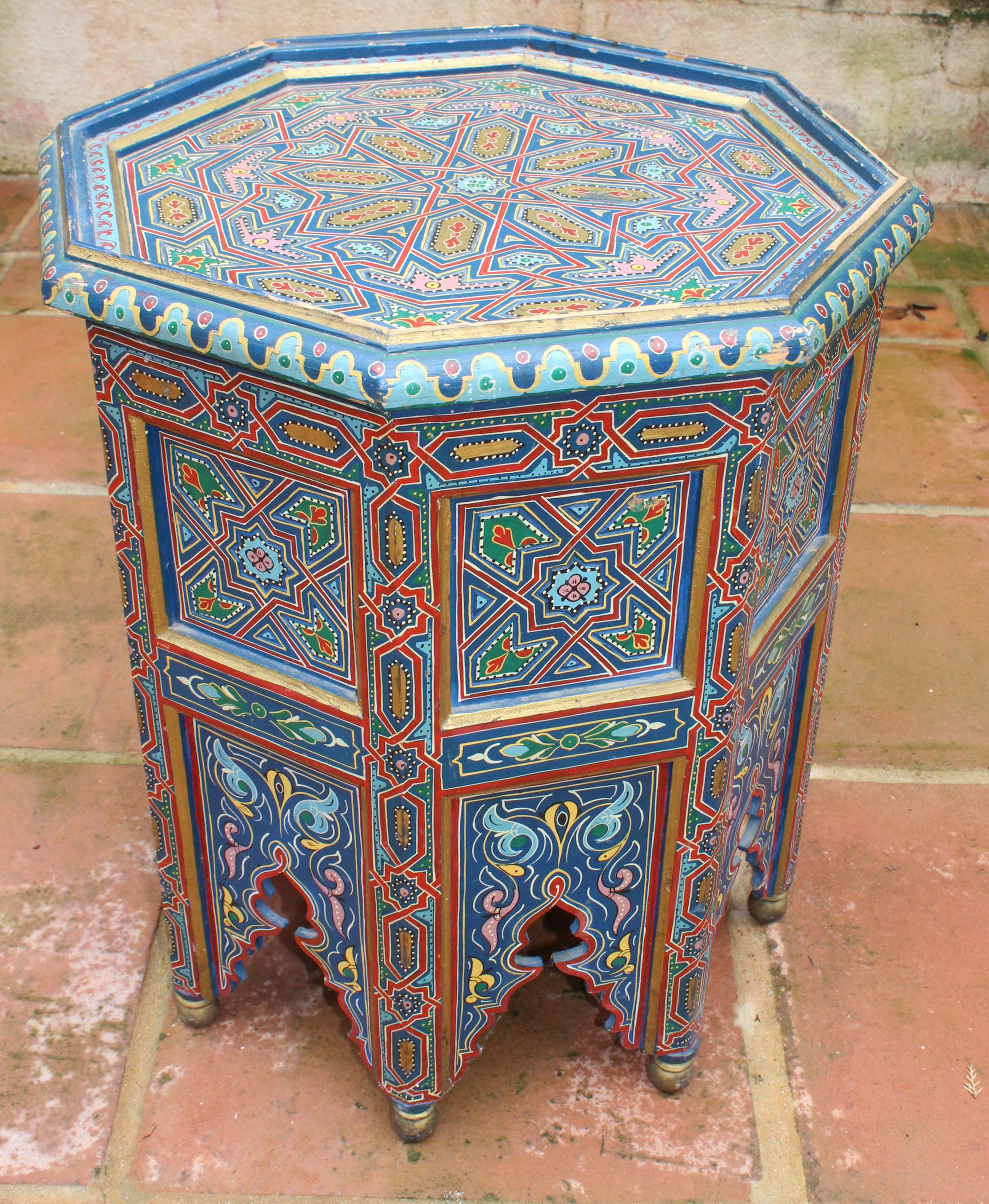 arabic side table