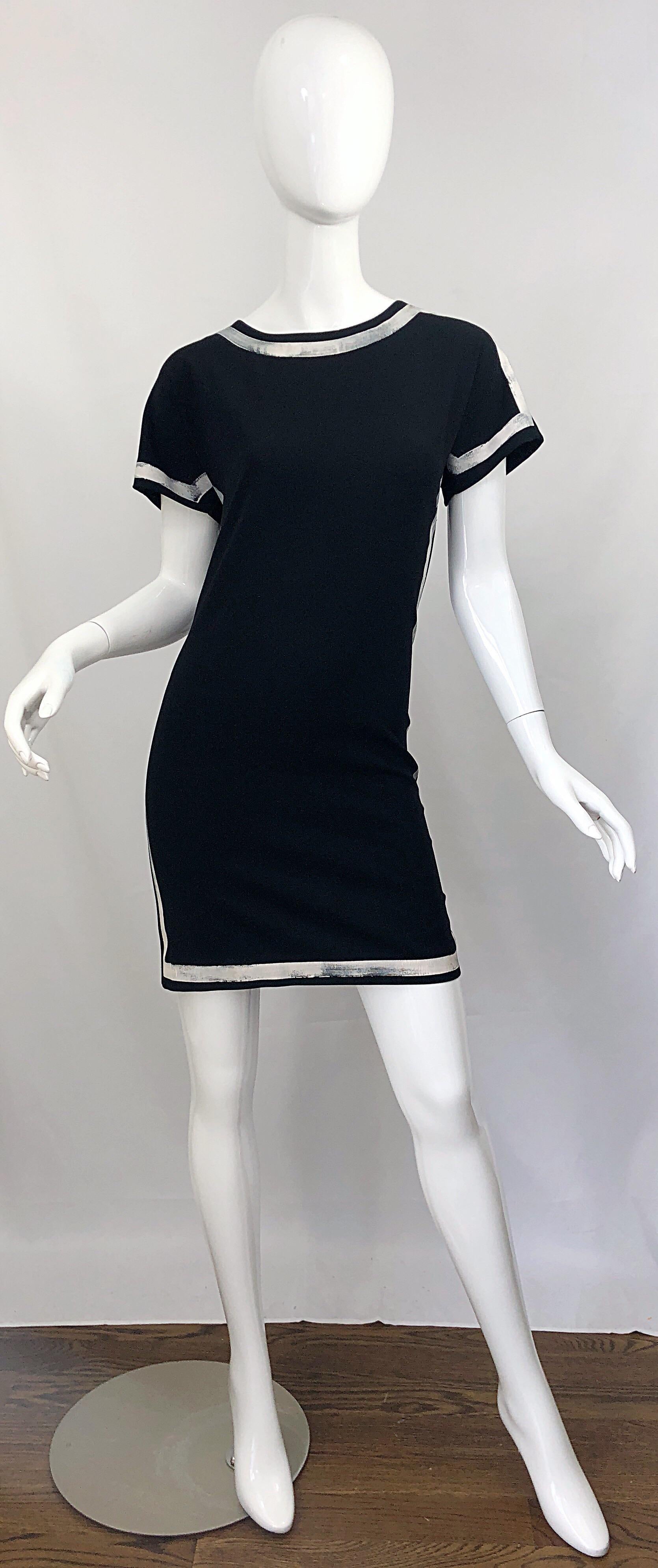 2000s Moschino Cheap & Chic Black and White Size 6 8 Hand Painted Vintage Dress For Sale 10