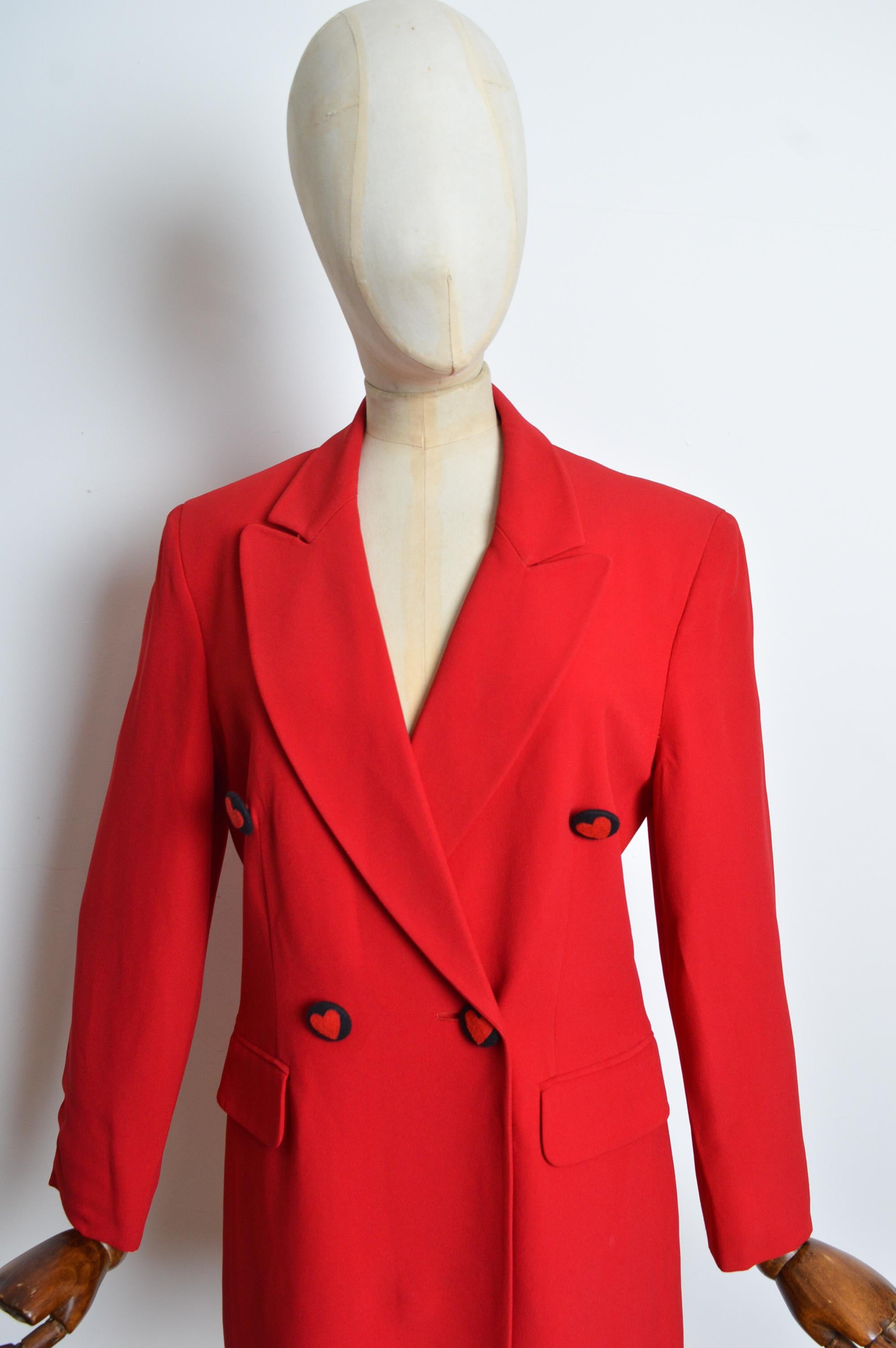 Women's 1990's MOSCHINO Cheap & Chic Plain Red Heart Double Breasted Blazer - Jacket For Sale