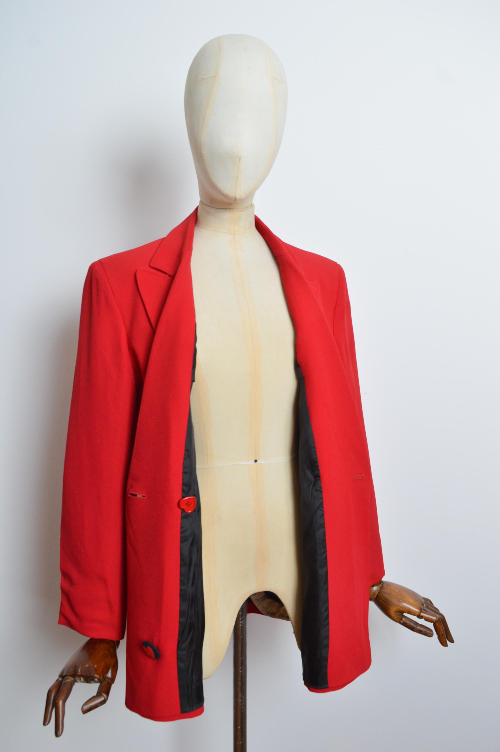 1990's MOSCHINO Cheap & Chic Plain Red Heart Double Breasted Blazer - Jacket For Sale 5