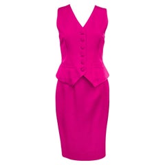 ¡Moschino Couture de los 90! Conjunto Chaleco y Falda Fucsia