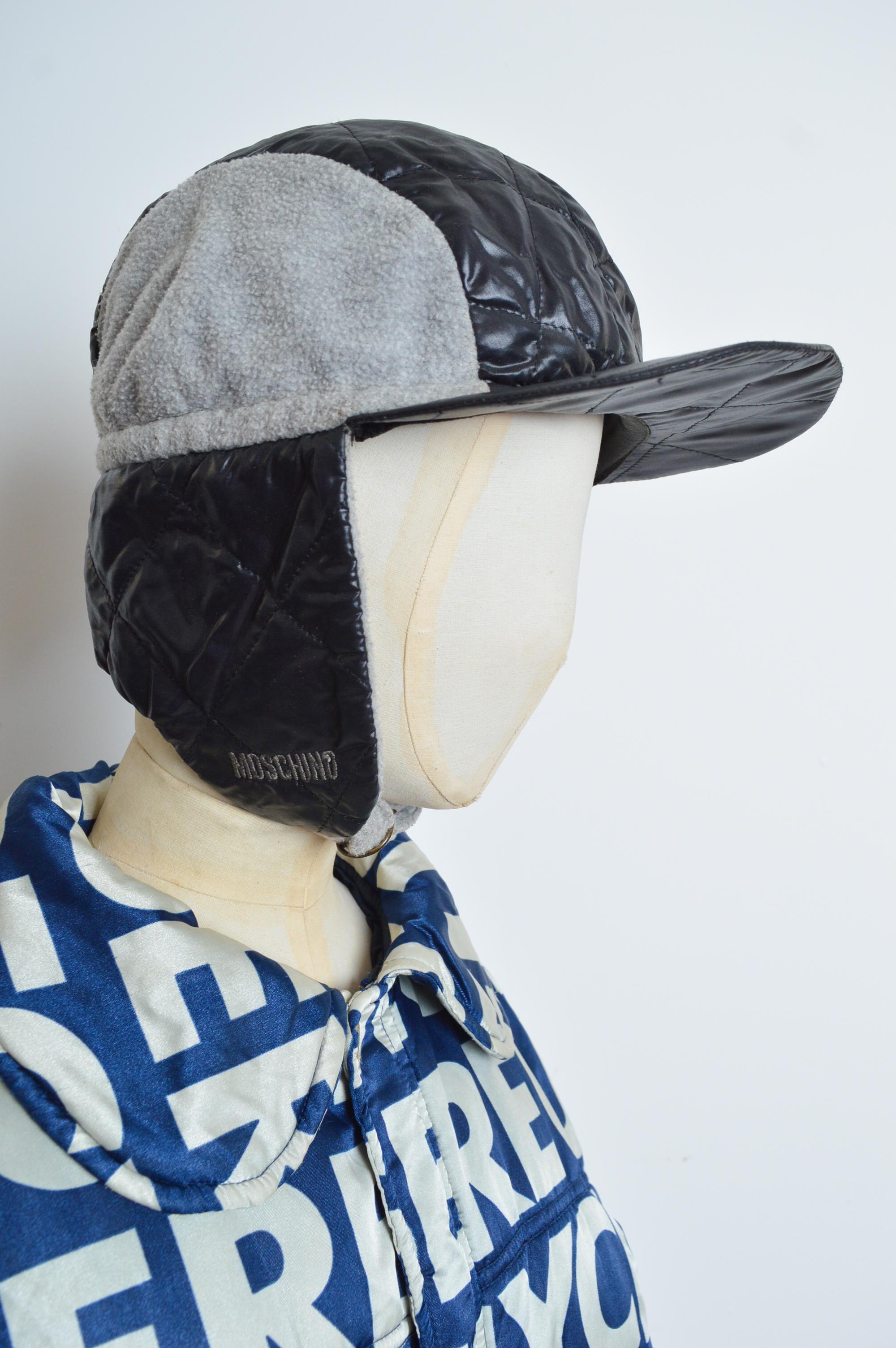 1990's MOSCHINO Jeans Raver Cap - Trapper Hat in Grey and Black For Sale 4