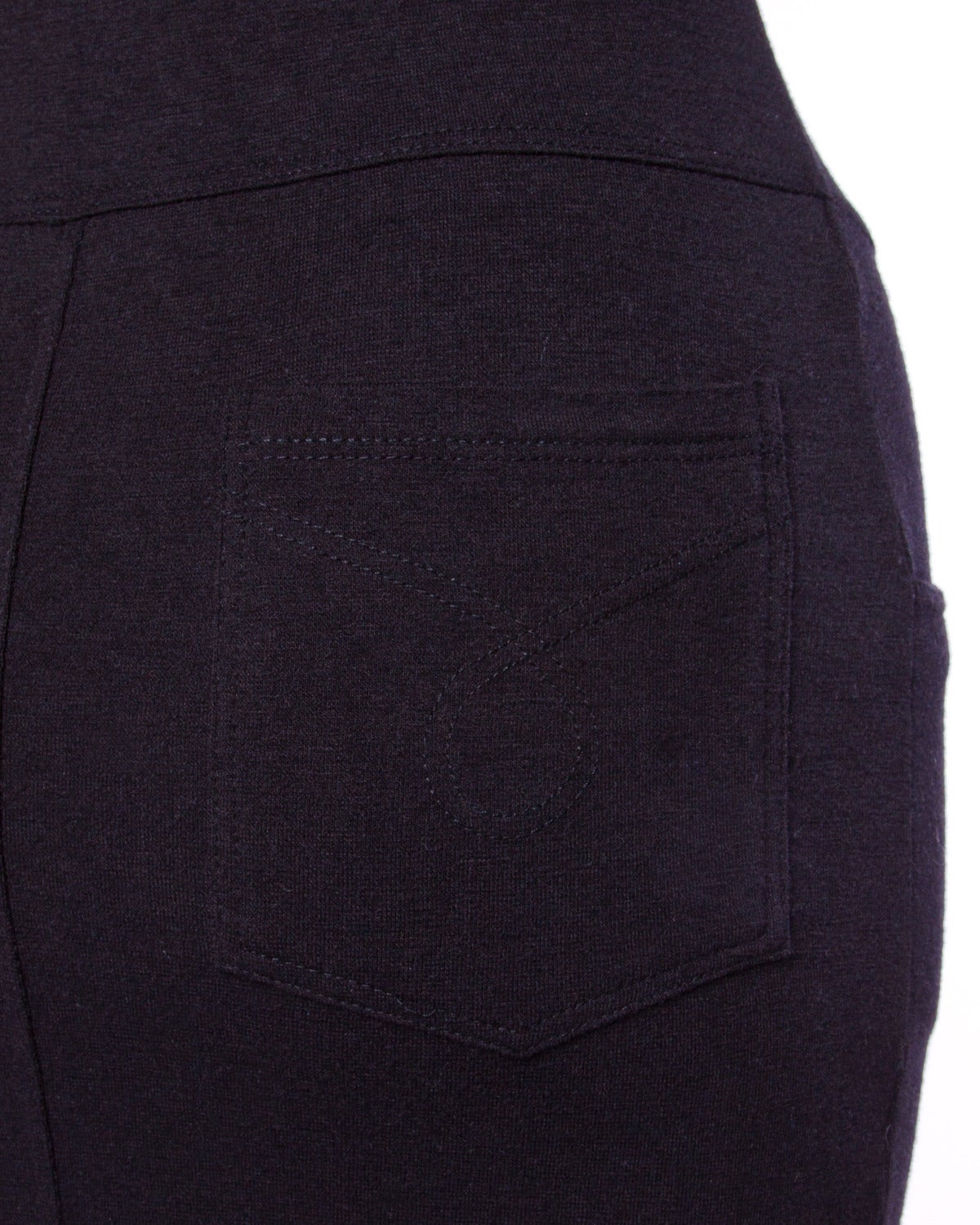 Moschino Jeans - Robe à manches longues vintage avec imprimé graphique « M.O.S. CHI? NO! » NO! » Robe à manches longues en vente 3