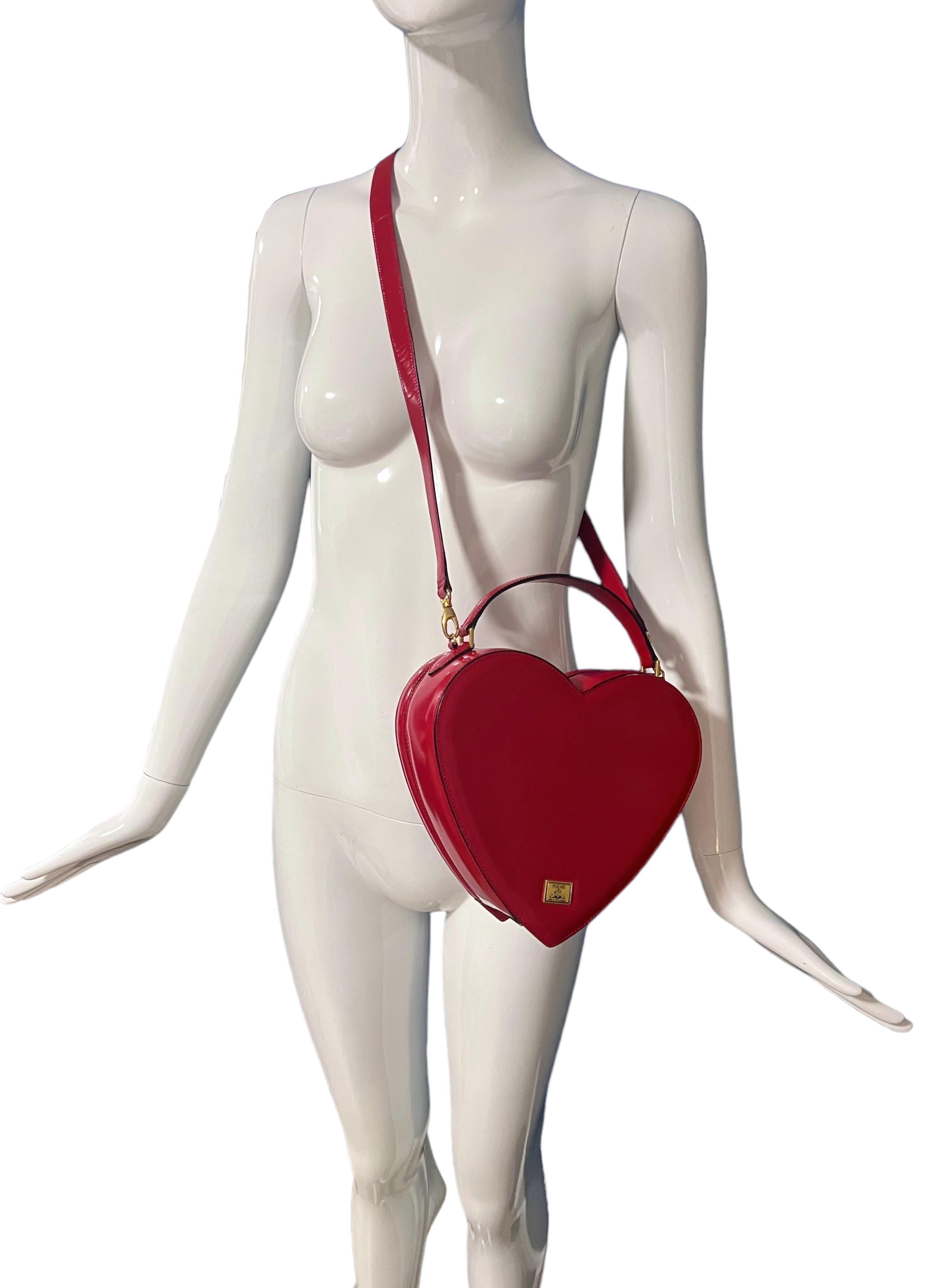 moschino vintage heart bag