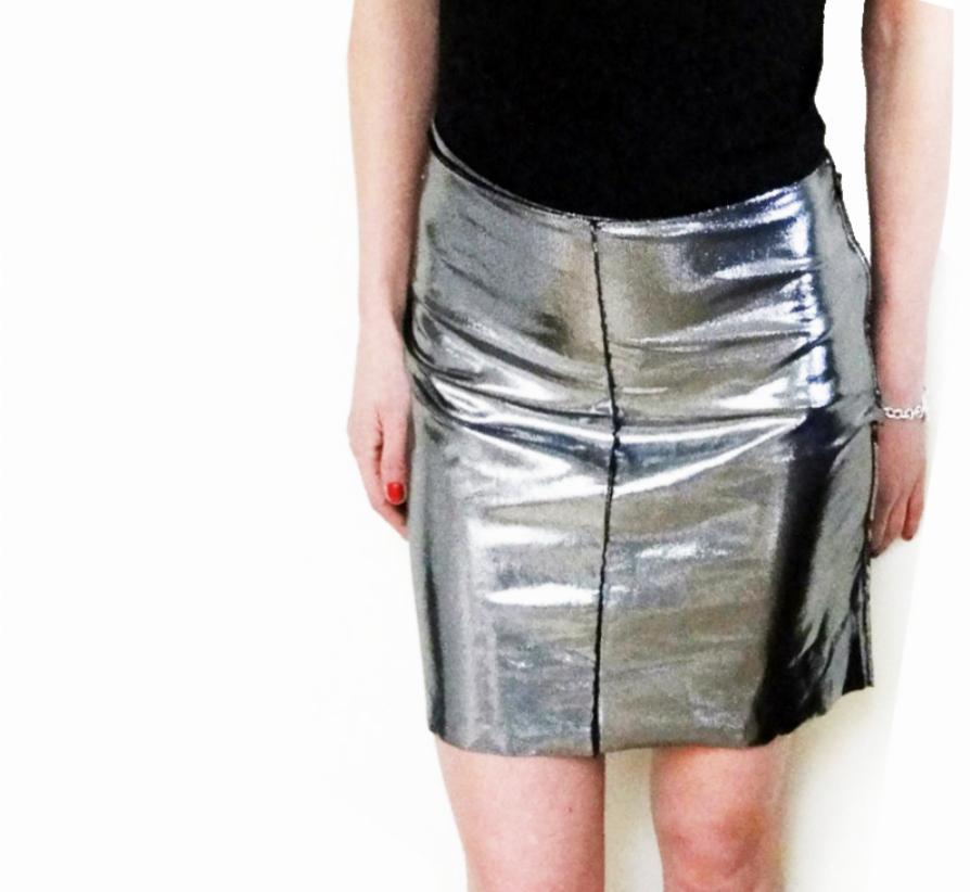 1990s Moschino Silver Metallic High Waist Skirt  In Good Condition For Sale In London, GB
