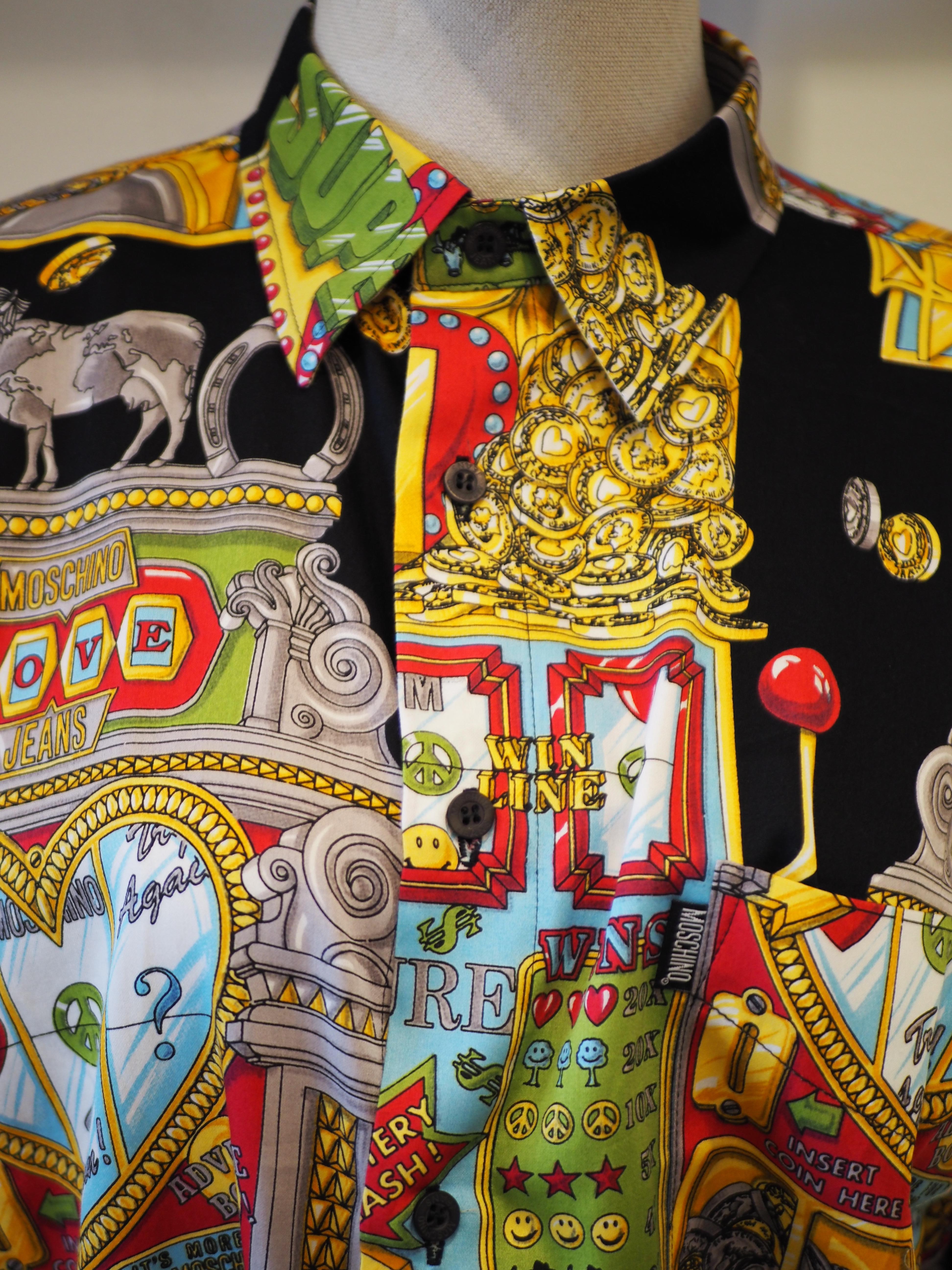1990er Moschino Vintage ikonisches Slotter Casino mehrfarbiges Hemd im Angebot 6