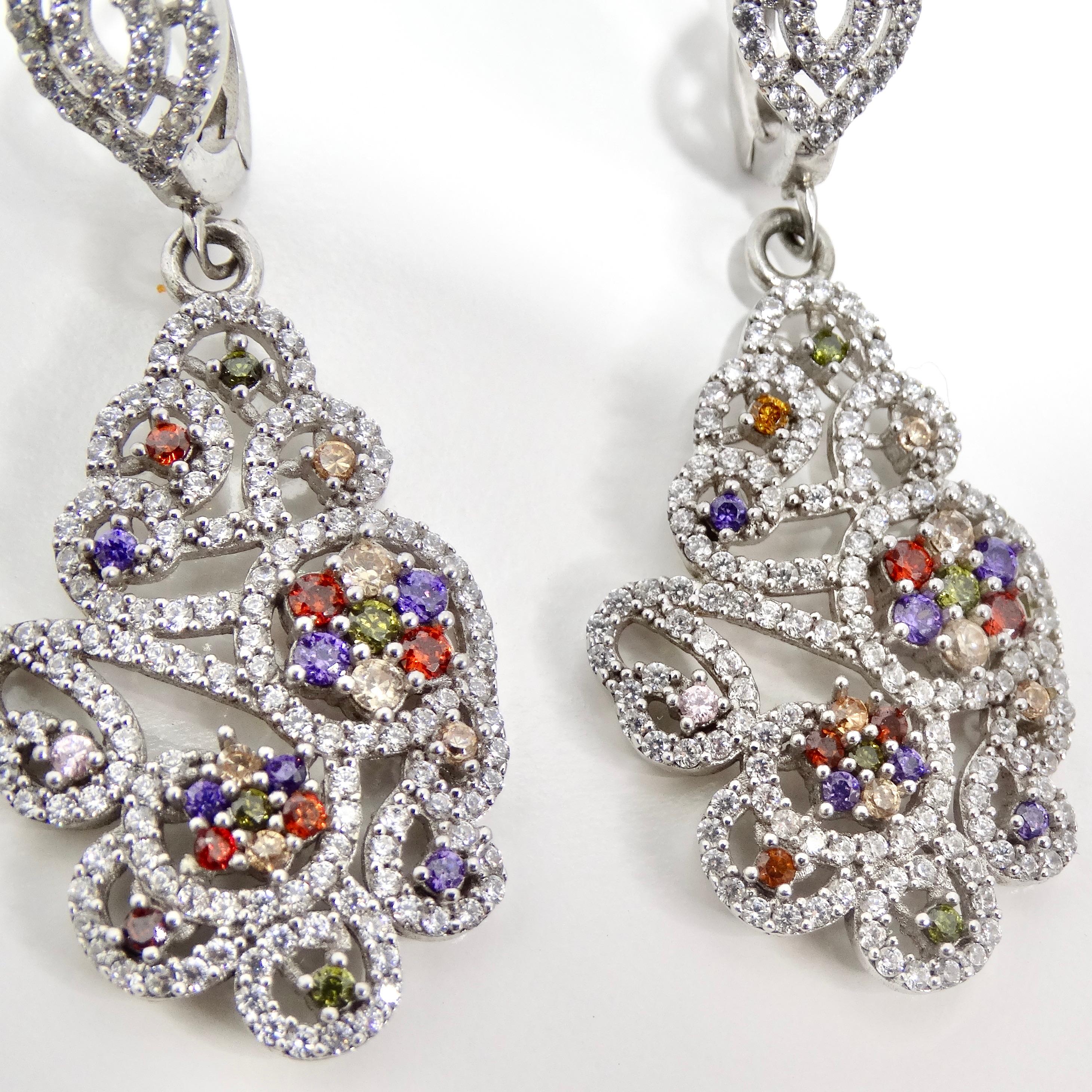 1990 Boucles d'oreilles pendantes en cristal Swarovski multicolore Excellent état - En vente à Scottsdale, AZ