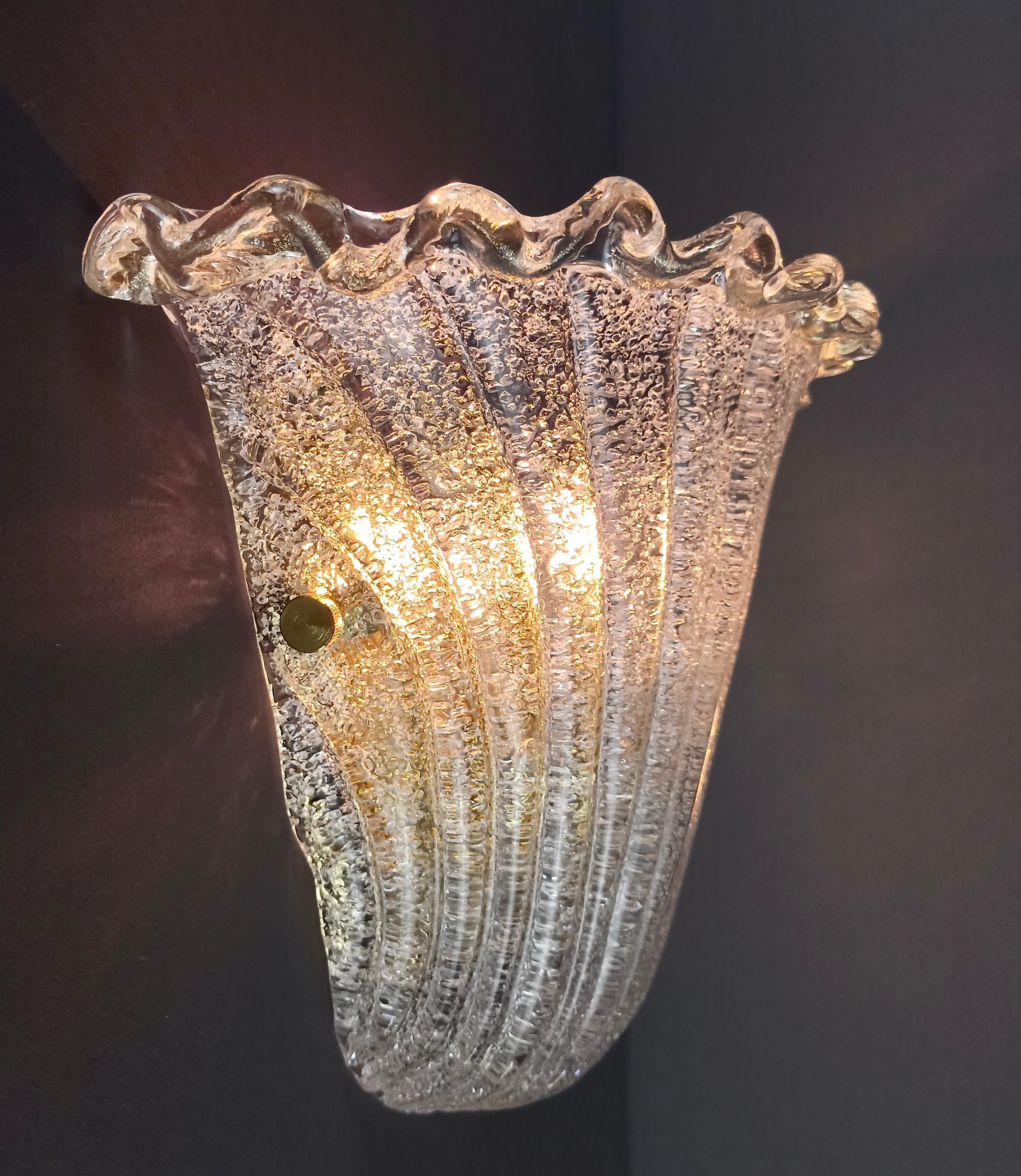 Art Deco 1990s Murano Art Glass Graniglia Single Wall Lamp in the Style of Barovier 