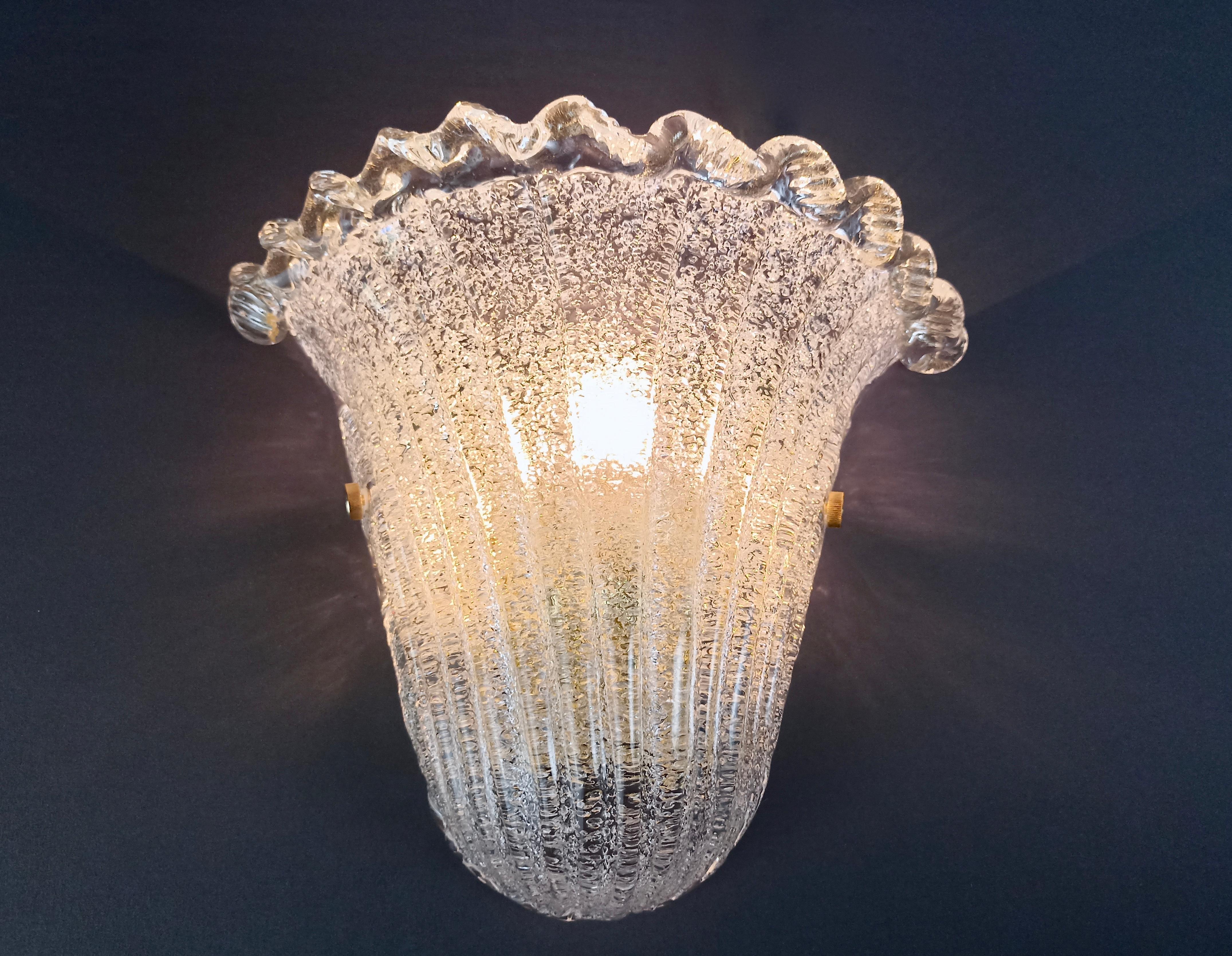 Italian 1990s Murano Art Glass Graniglia Single Wall Lamp in the Style of Barovier 