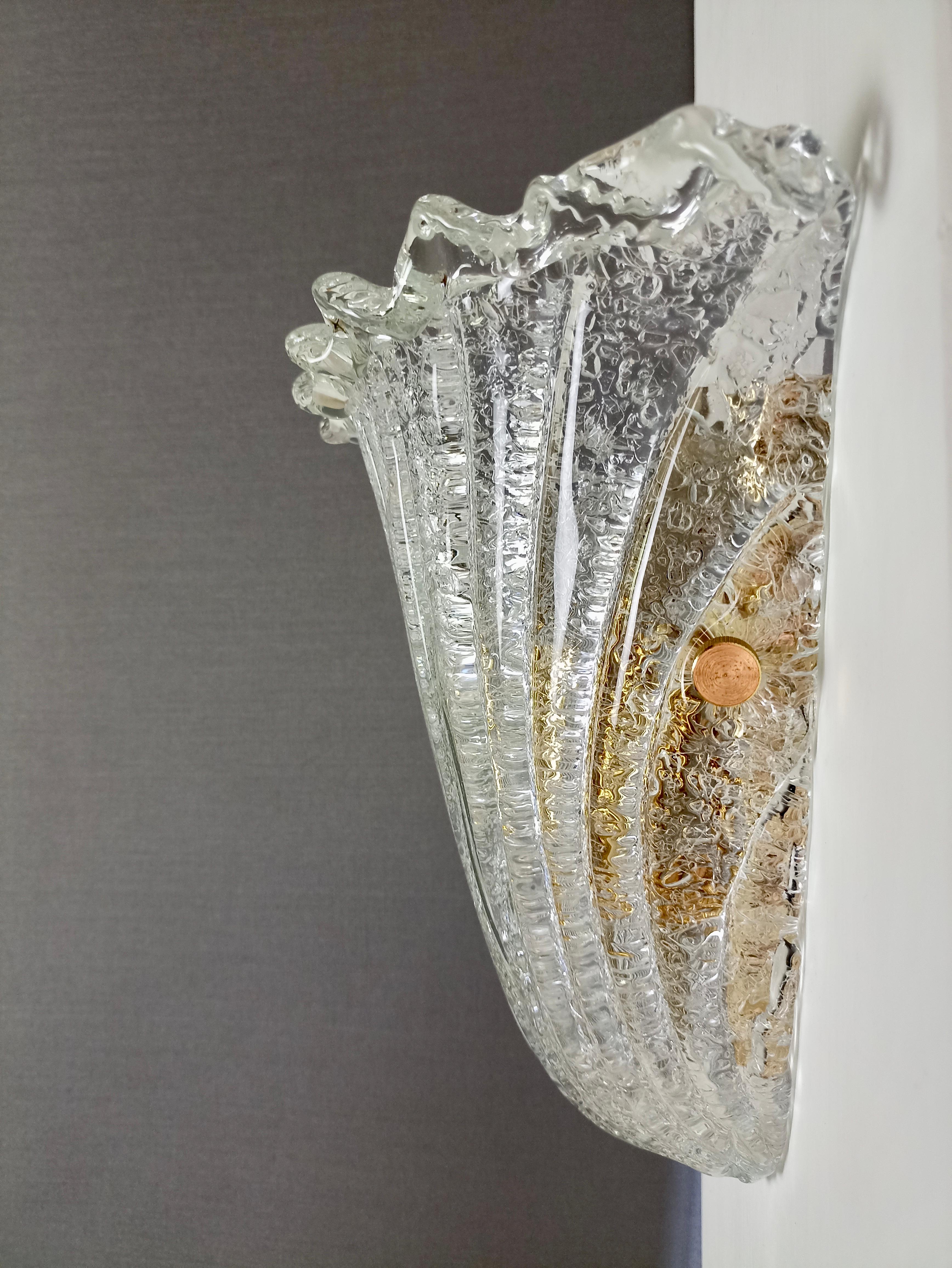 1990s Murano Art Glass Grit Single Wall Lamp in the Style of Barovier In Good Condition In Caprino Veronese, VR