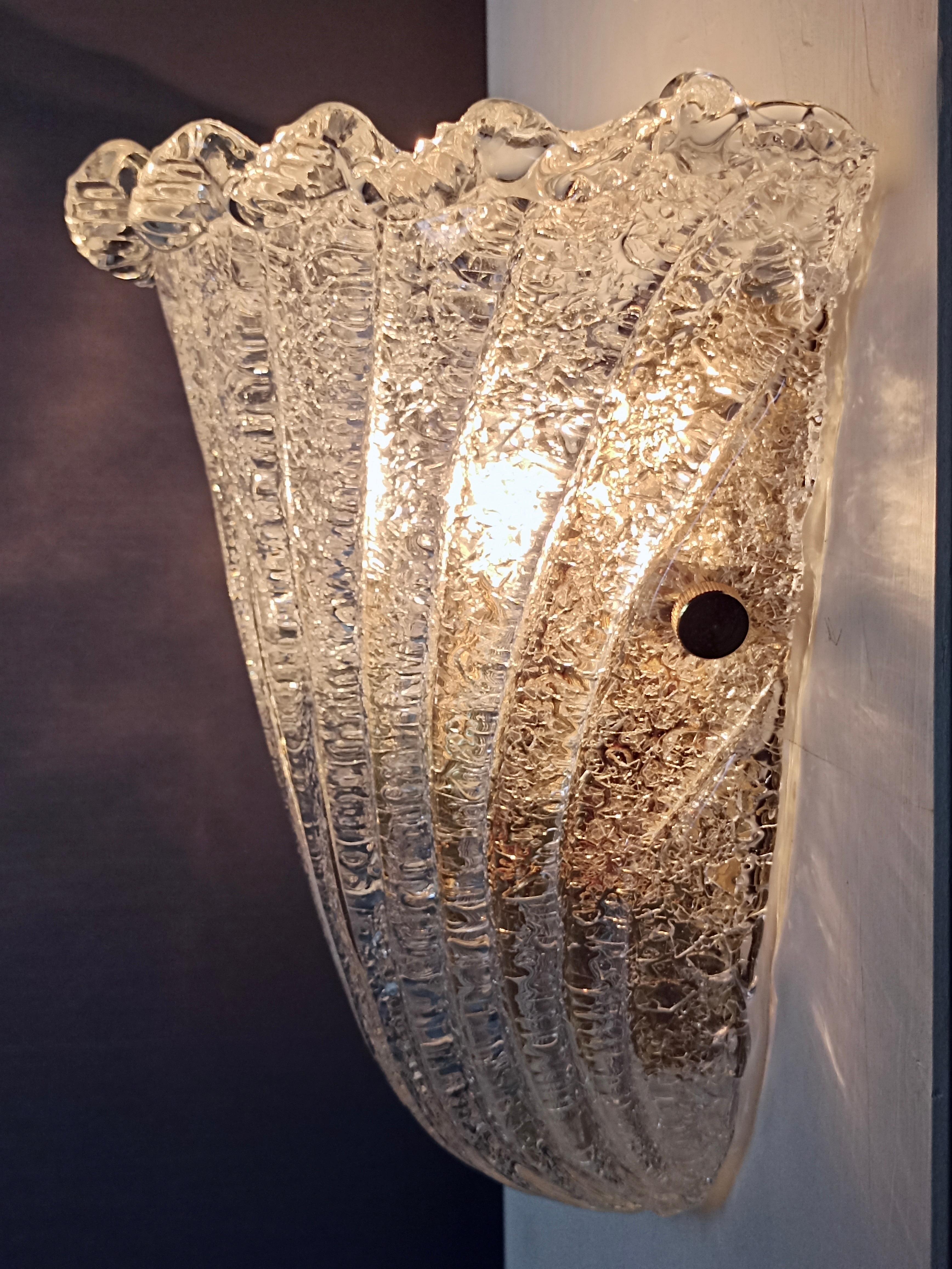 Metal 1990s Murano Art Glass Graniglia Single Wall Lamp in the Style of Barovier 