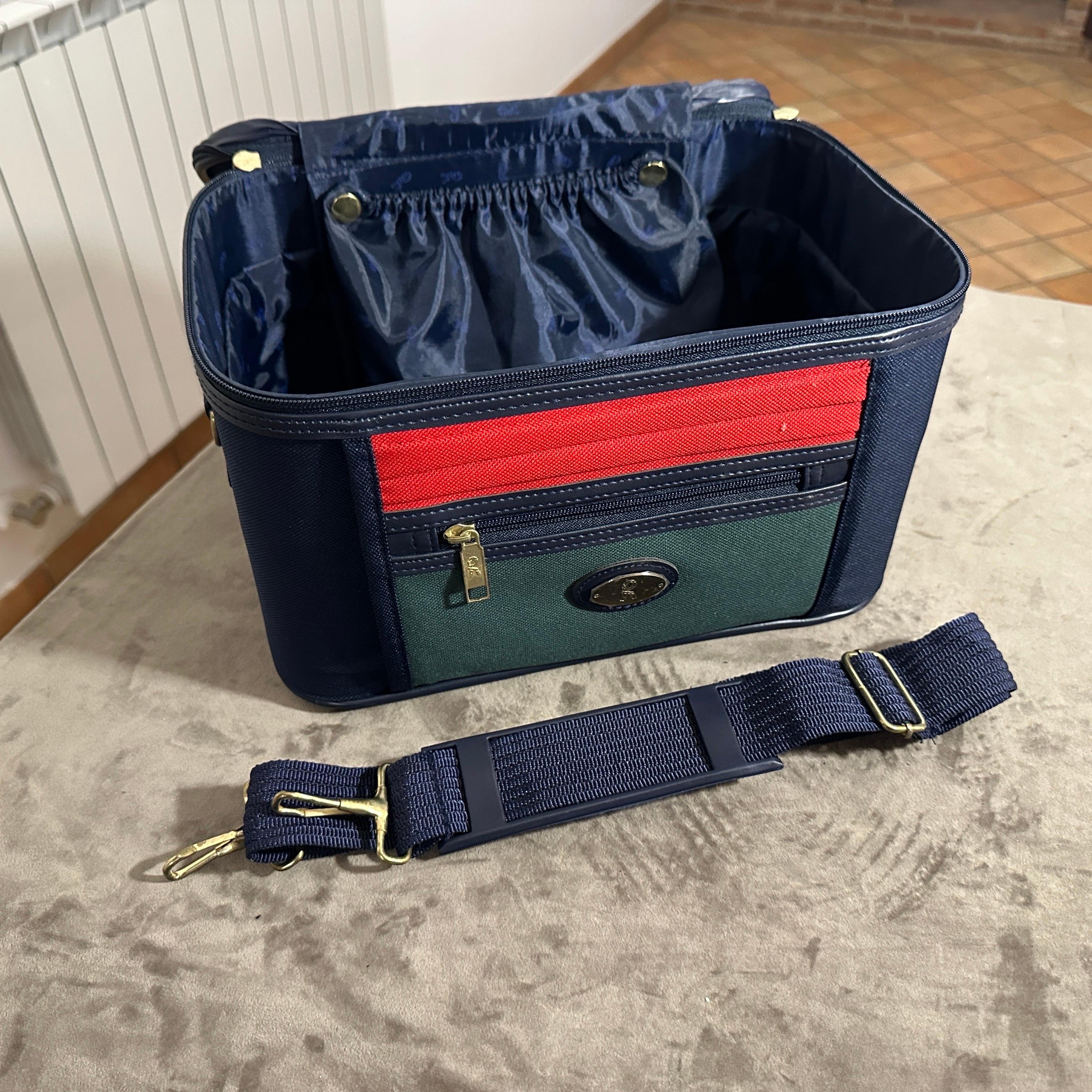 1990 Trousse de beauté en tissu et cuir, jamais utilisée, par Roberta Di Camerino en vente 5