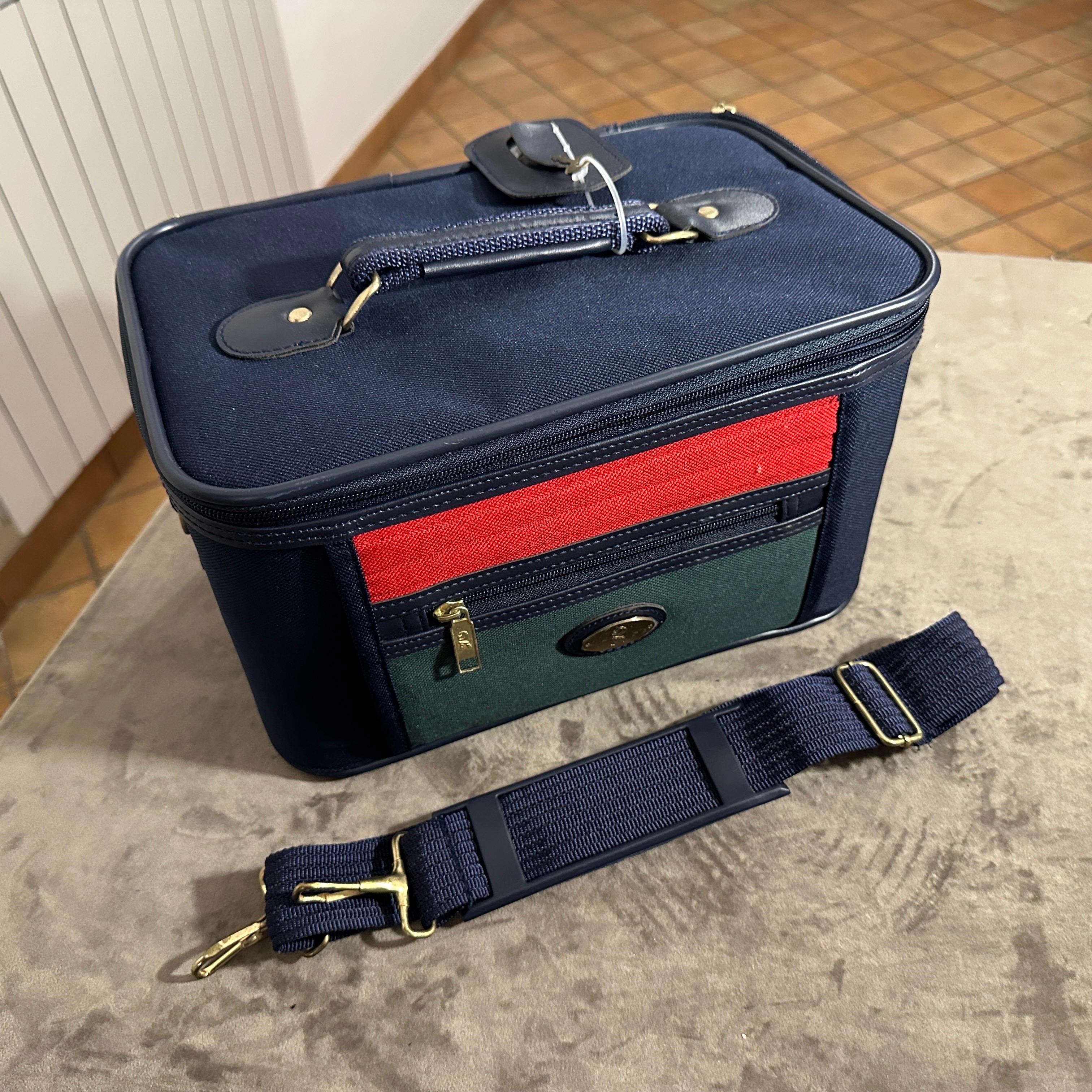 1990 Trousse de beauté en tissu et cuir, jamais utilisée, par Roberta Di Camerino Neuf - En vente à Aci Castello, IT