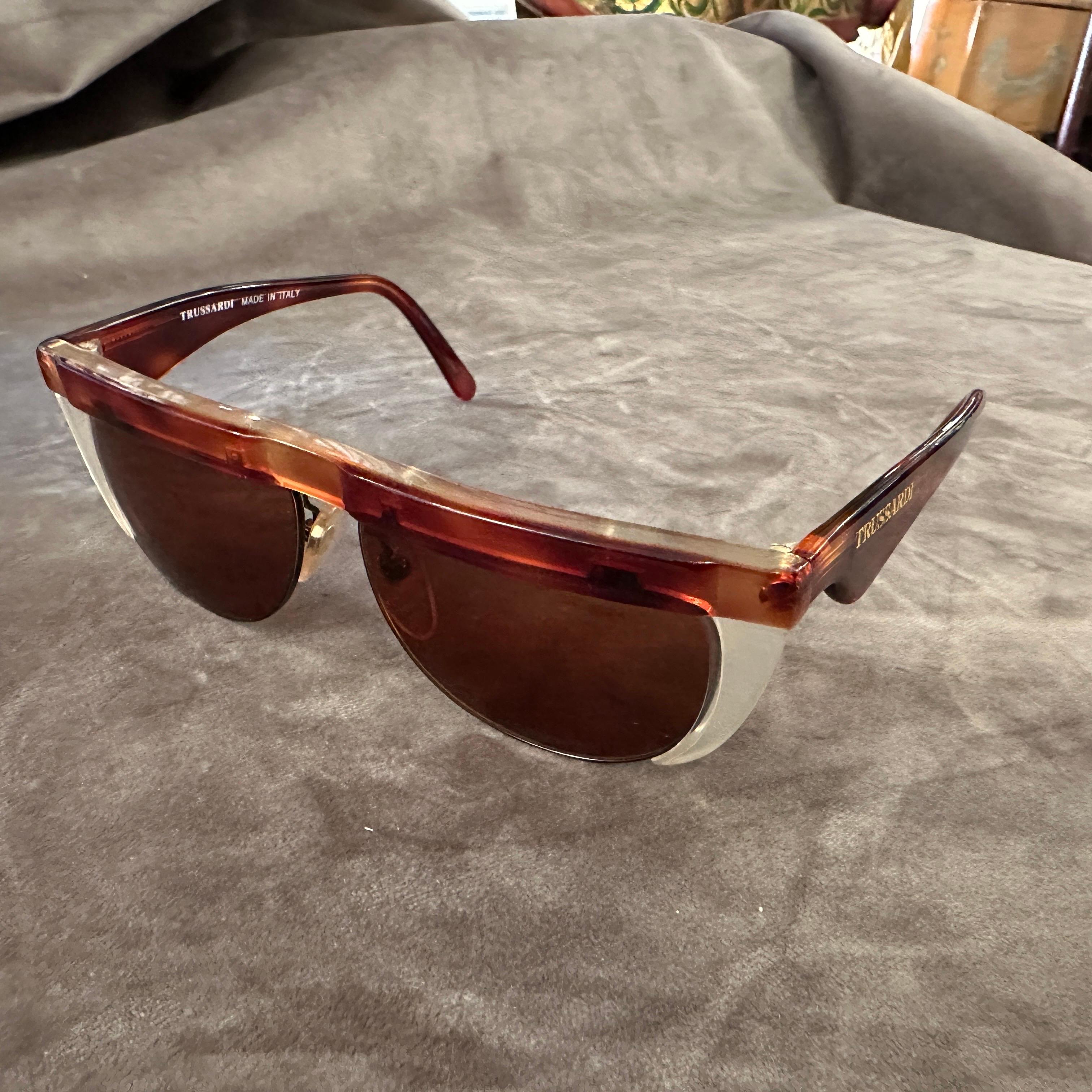 1990 Newer Worn High Quality Italian Sunglasses by Trussardi en vente 5