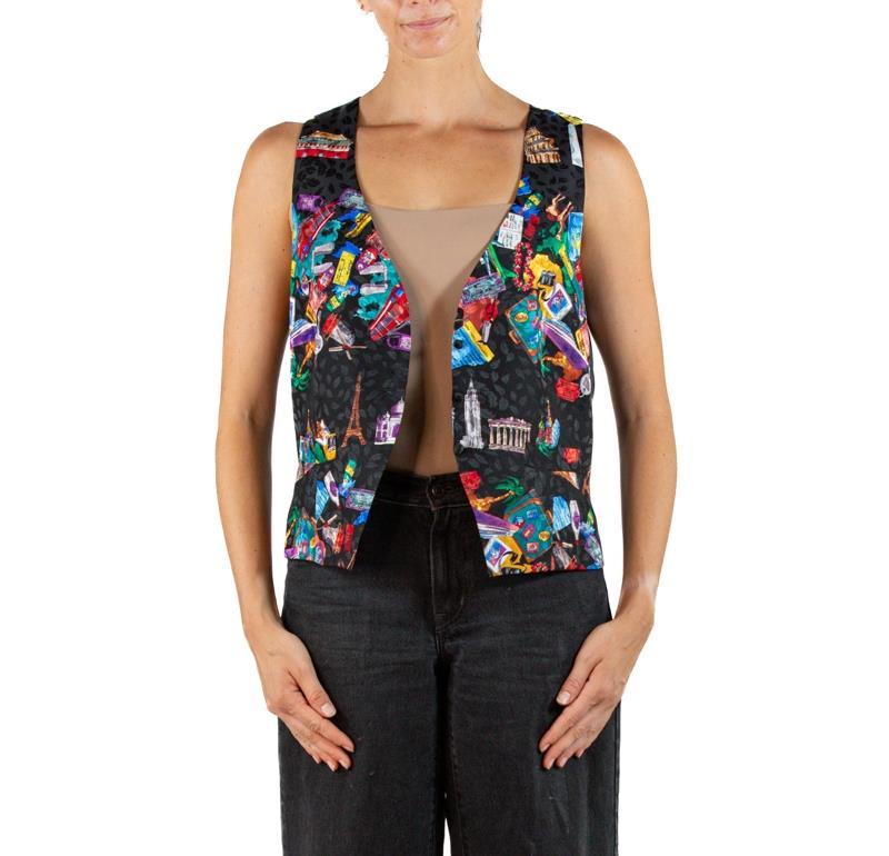 1990er Nicole Miller Seide Weste mit Weltreisender-Druck (Schwarz) im Angebot