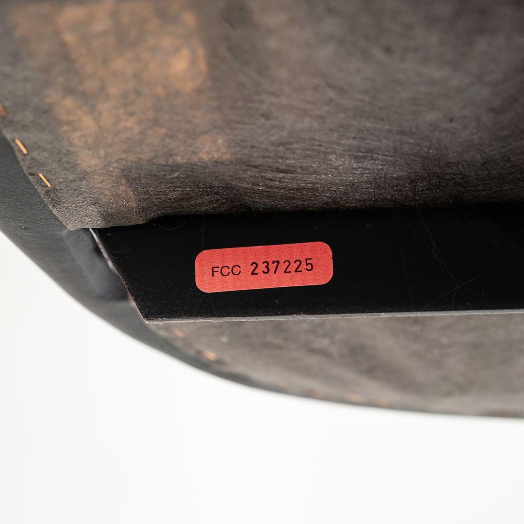 Sedia direzionale a secchiello Alpha di Nicos Zographos del 1990 in pelle con base lucida in vendita 5