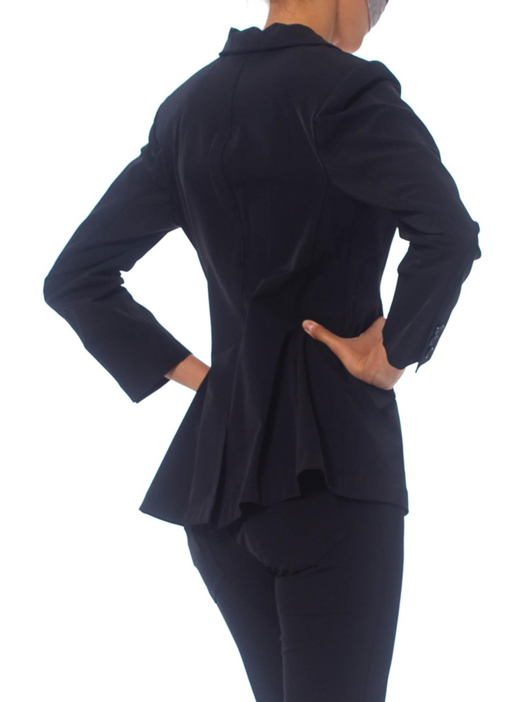 NORMA Kamali anni '90 - Poli/Lycra nero con risvolto a punta classico  Tuta con pantaloni di Kamali in vendita 3