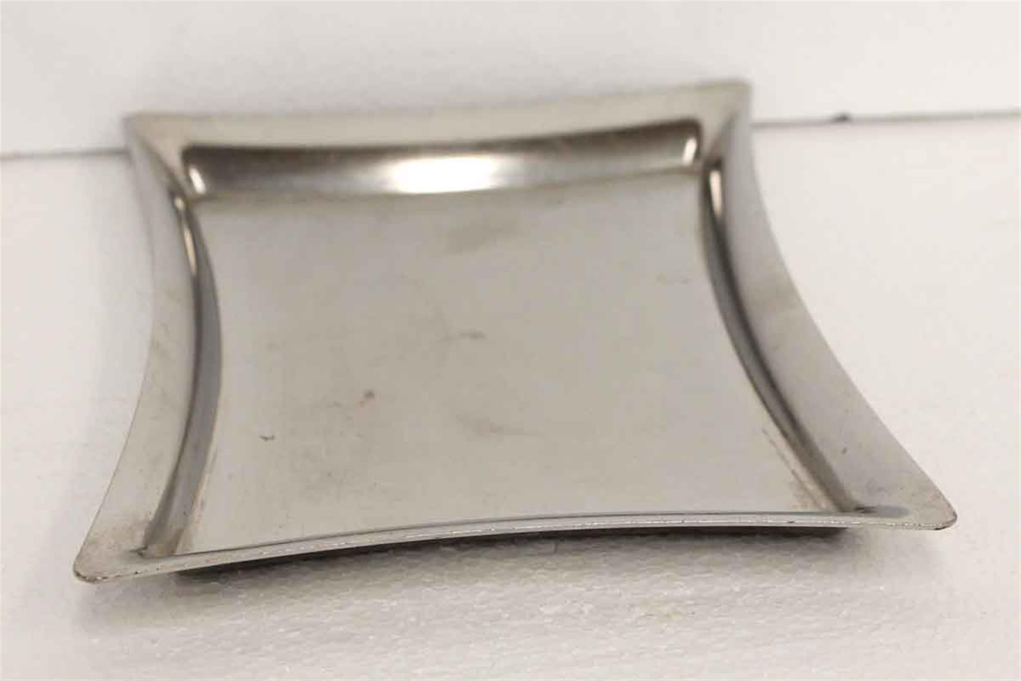 Metal NYC Waldorf Astoria Hotel Curved Platter
