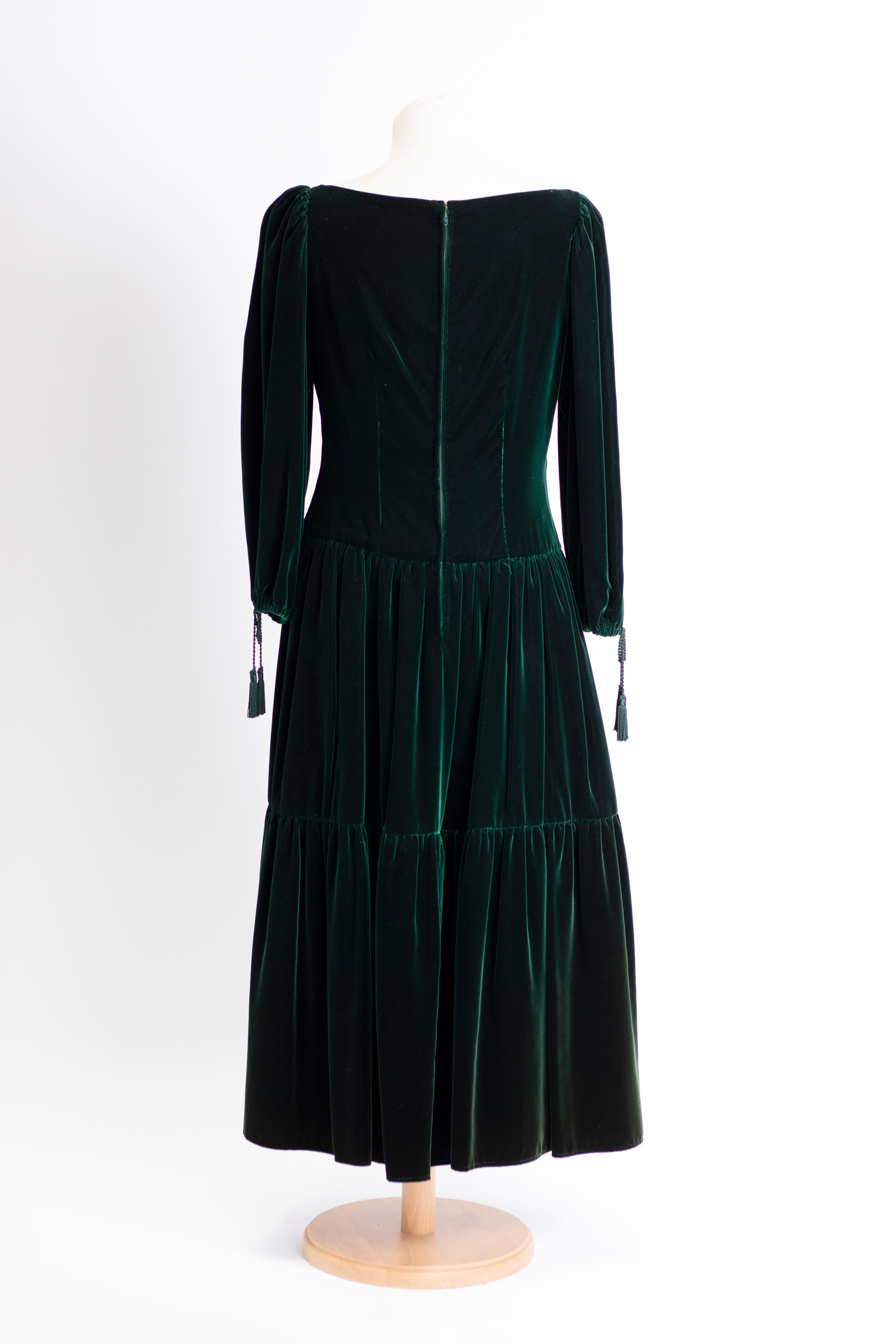 Oscar De La Renta - Robe en velours vert, années 1990 Pour femmes en vente