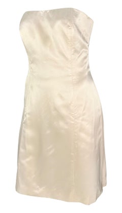 1990s Oscar de La Renta Pastel Pink Strapless Classic Flare Mini Dress