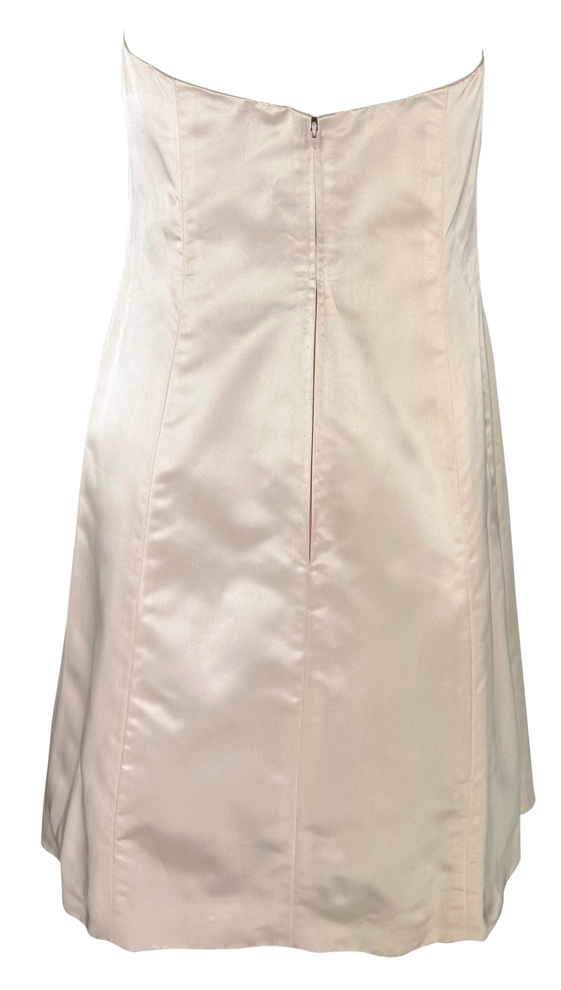 1990s Oscar de La Renta Pastel Pink Strapless Classic Flare Mini Dress In Excellent Condition For Sale In West Hollywood, CA