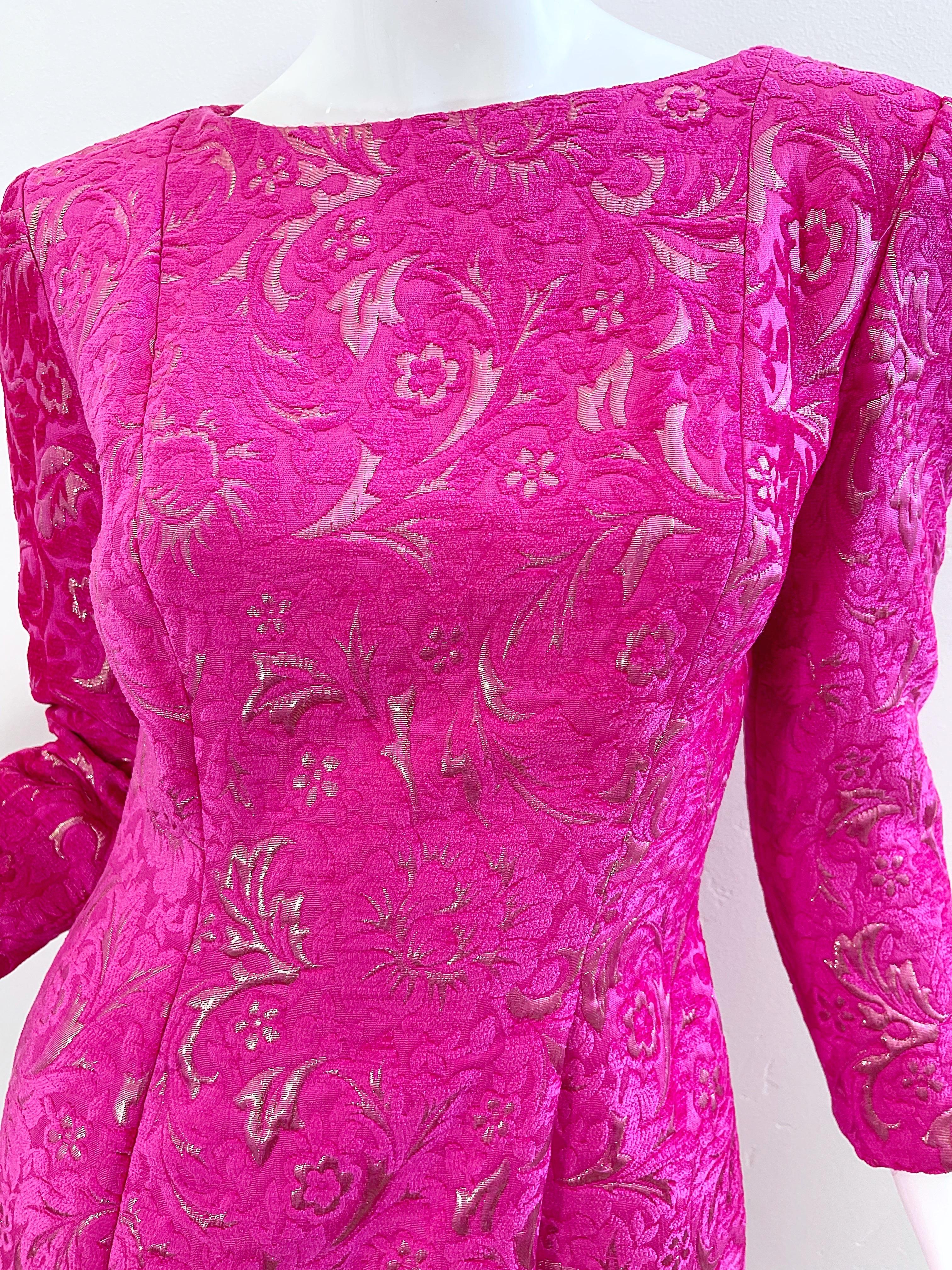 2000s Oscar de la Renta Size 6 Hot Pink Rose Gold Chenille Vintage Y2K Dress In Excellent Condition For Sale In San Diego, CA
