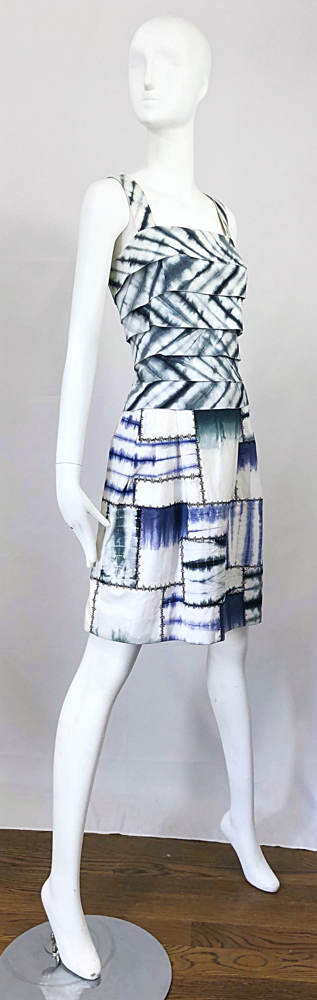 Oscar de la Renta 1990s Size 8 Blue + White Tie Dye Vintage Sleeveless 90s Dress For Sale 8