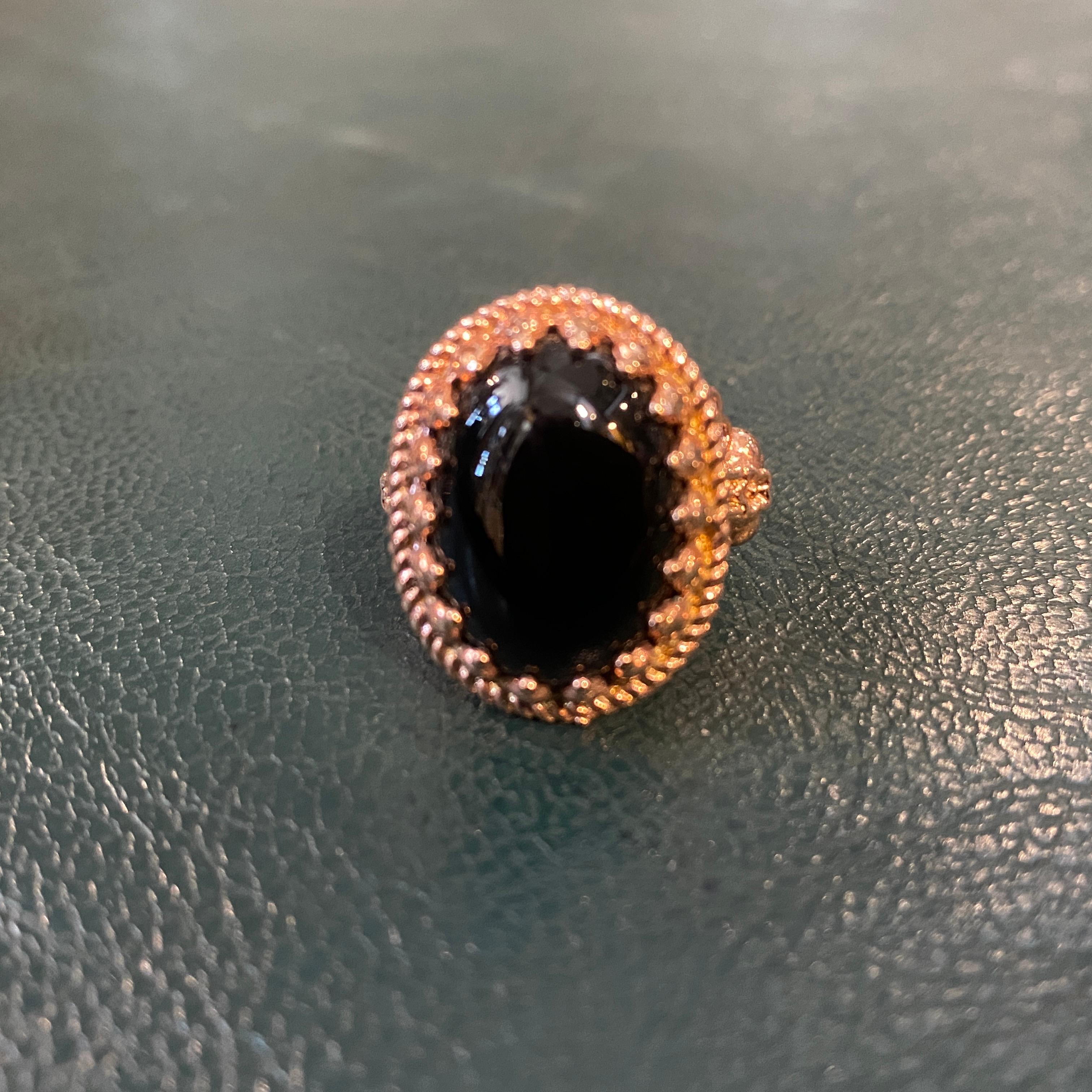 Women's 1990s Oval Onyx and Brass Ring and Earrings by Anomis For Sale