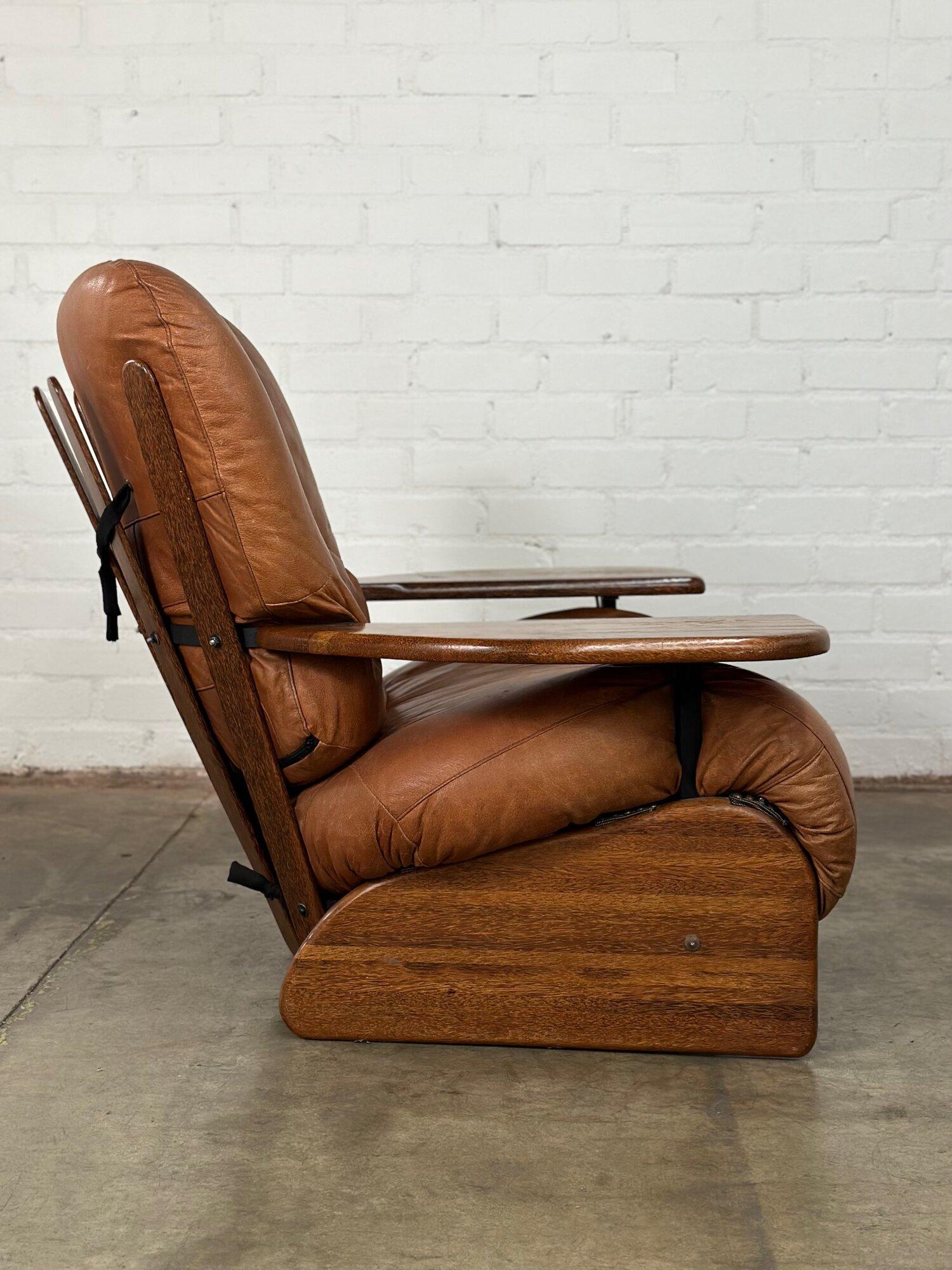 Late 20th Century Pacific Green Havana Lounger in Cognac Leather, 1990s