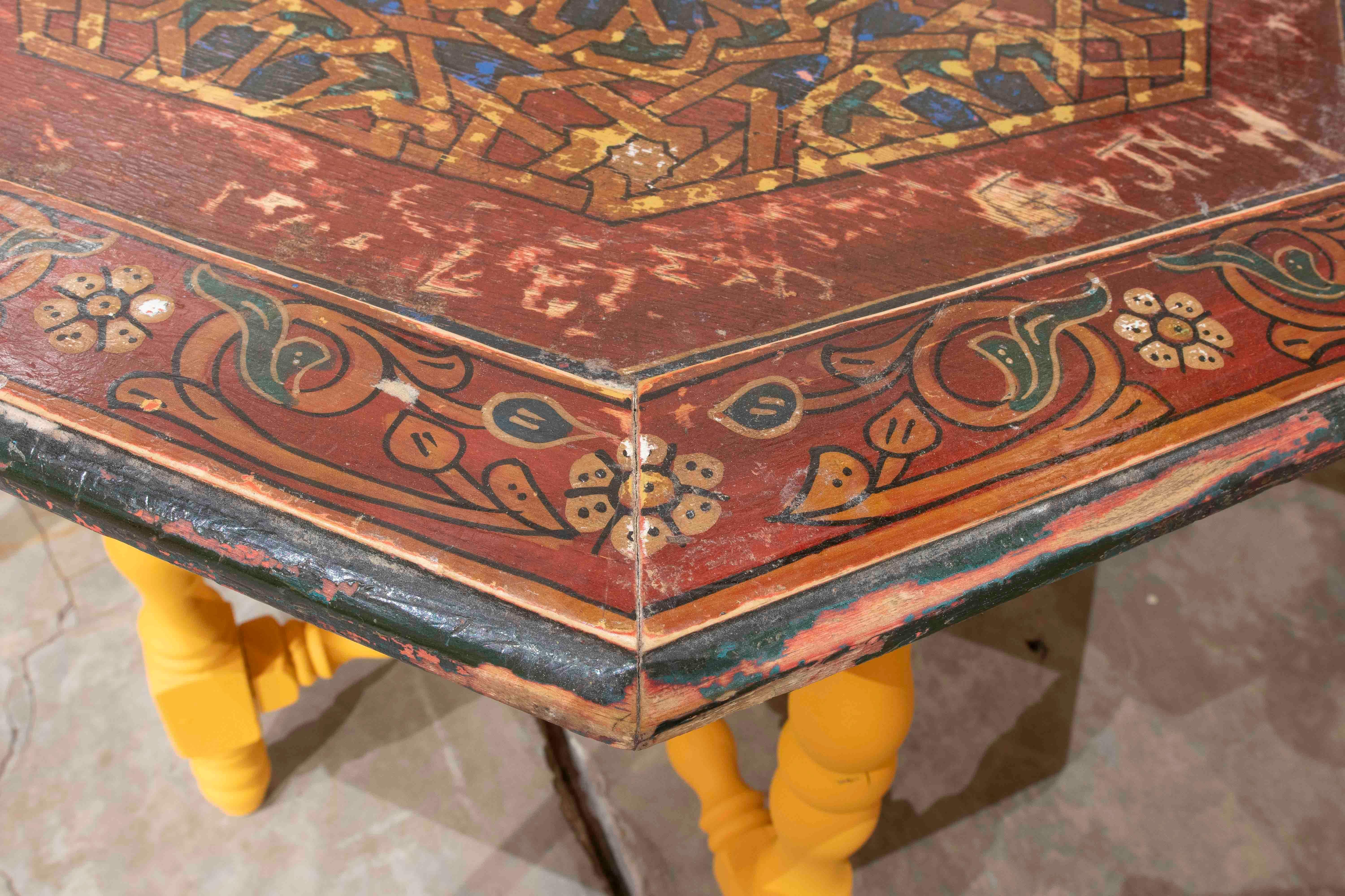 1990s Pair of Handcrafted Octagonal Tables – Traditional Mexican Design For Sale 4