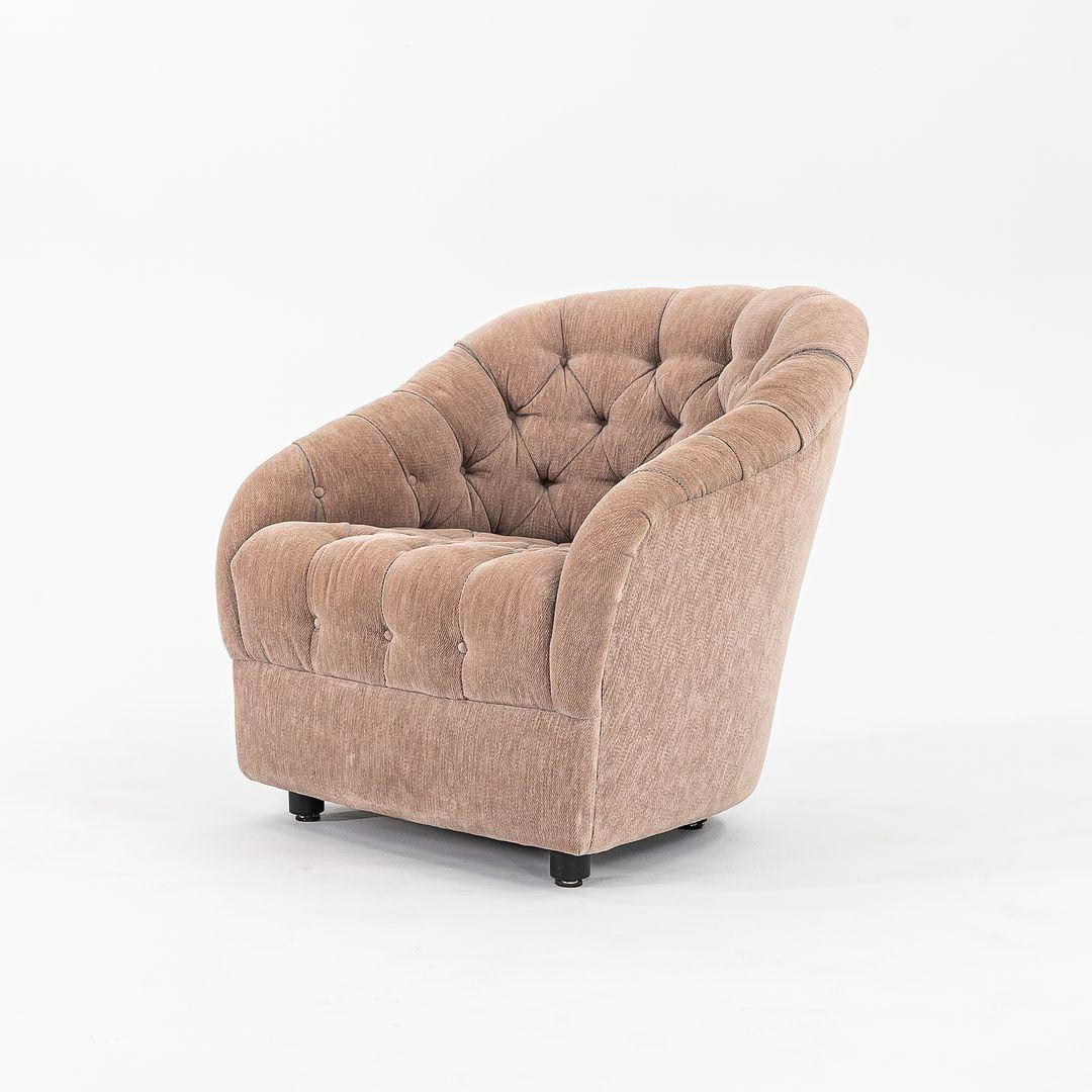 1990s Pair of Ward Bennett for Geiger Tufted Club Chairs in Tan Velvet For Sale 1