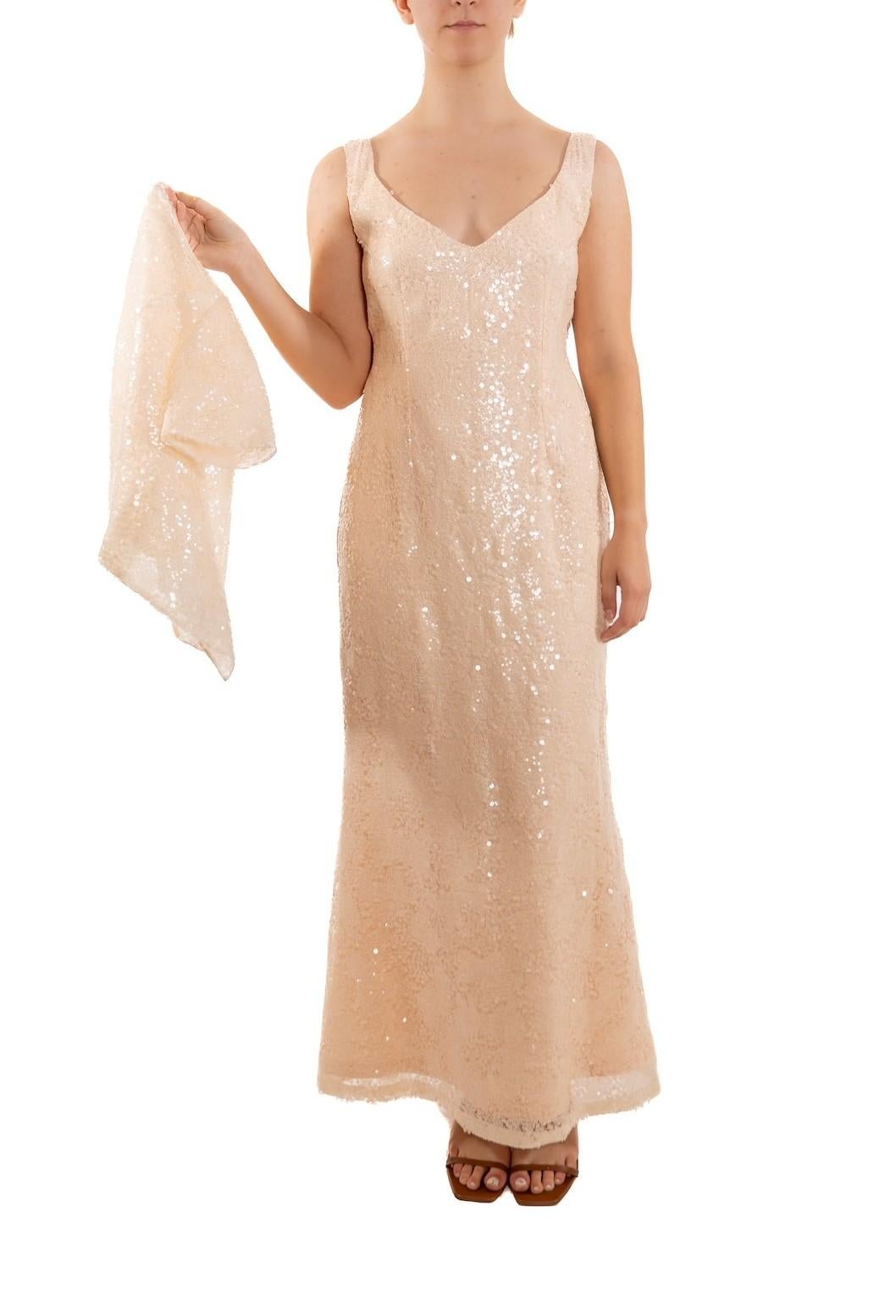 1990S Robe à doublure en soie et dentelle pailletée rose pêche pastel en vente 1